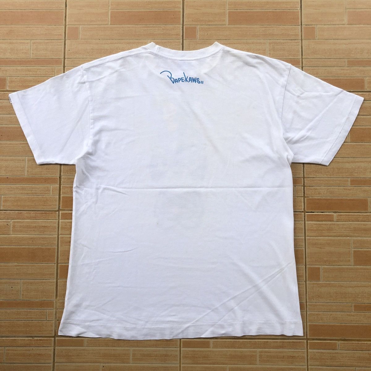 Bape Bape x Kaws Baby Milo Tee Size US L / EU 52-54 / 3 - 3 Thumbnail