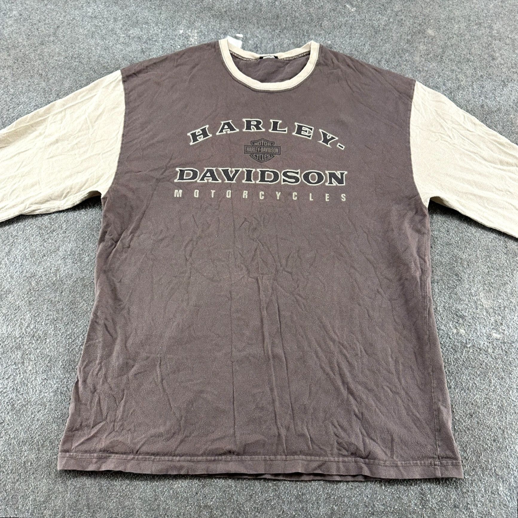 Harley Davidson VINTAGE Harley-Davidson Shirt Mens XL Grey White Long Sleeve Sturgis Biker Y2K Harley-Davidson Shirt Mens XL Grey White Long Sleeve Sturgis Biker Y2K Size US XL / EU 56 / 4 - 3 Thumbnail