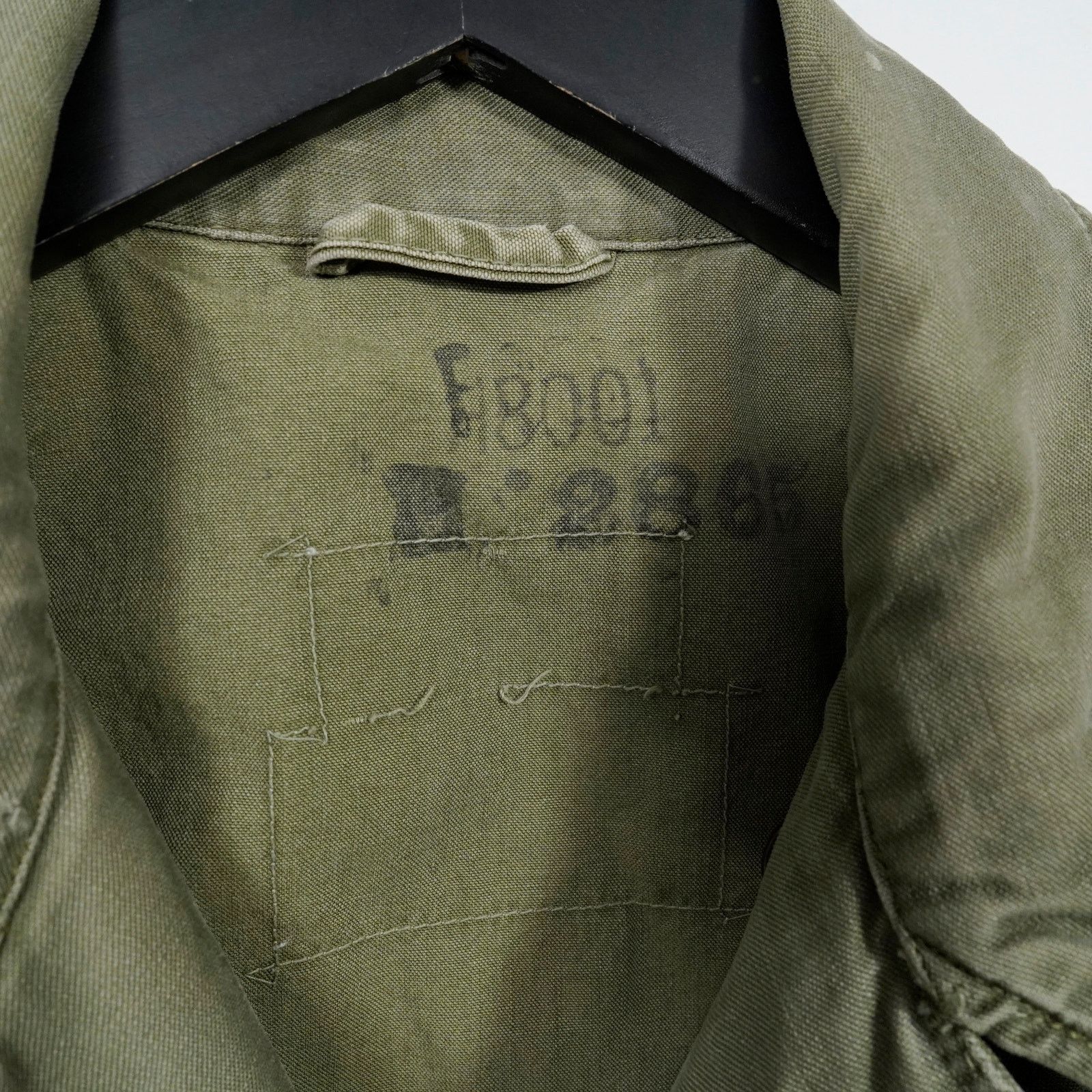 Vintage VTG WWII US Army M-43 Field Jacket OG-107 Stencil Distressed Size US M / EU 48-50 / 2 - 8 Thumbnail