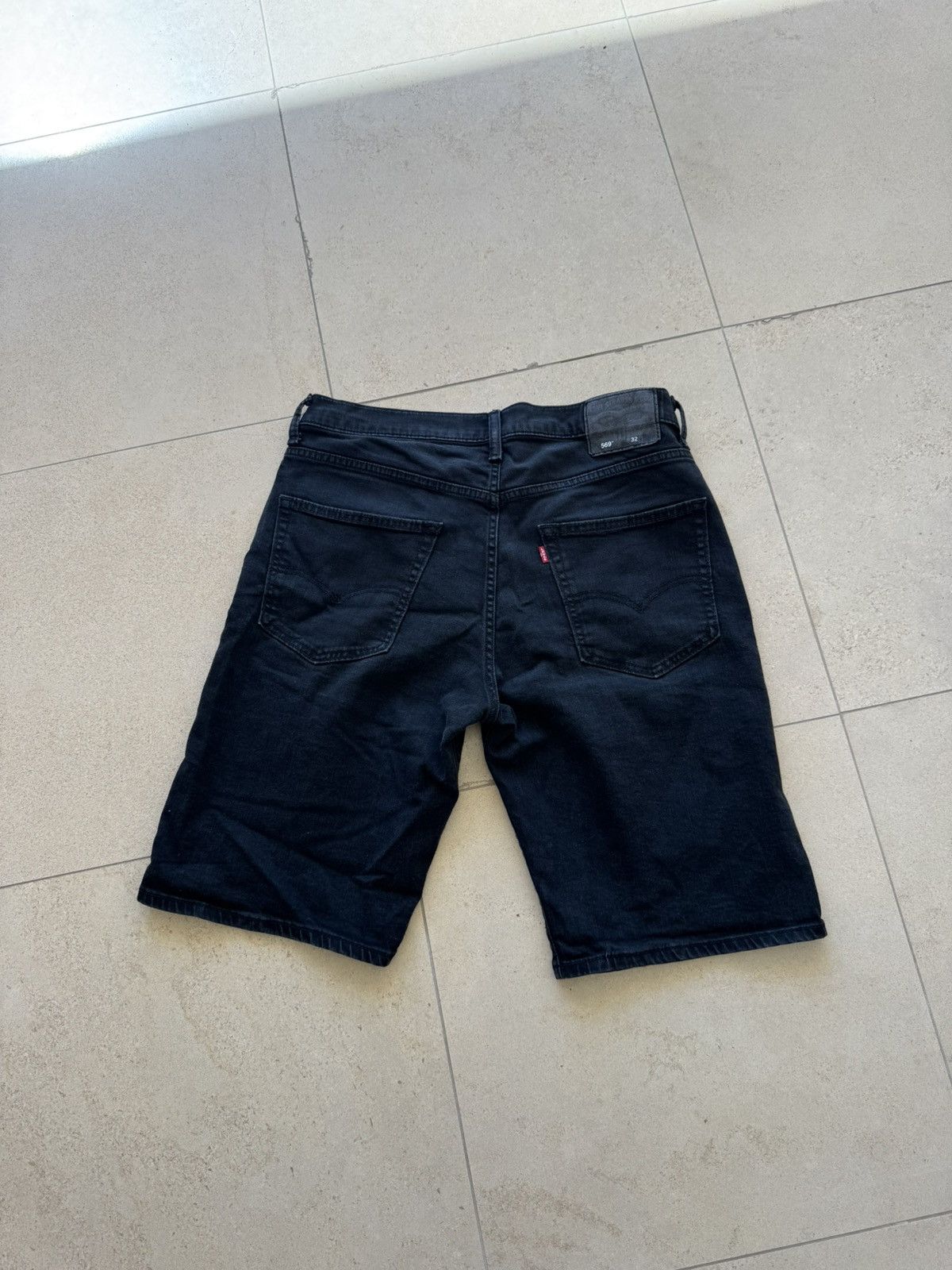 Levi's black levi jorts Size US 32 / EU 48 - 2 Thumbnail