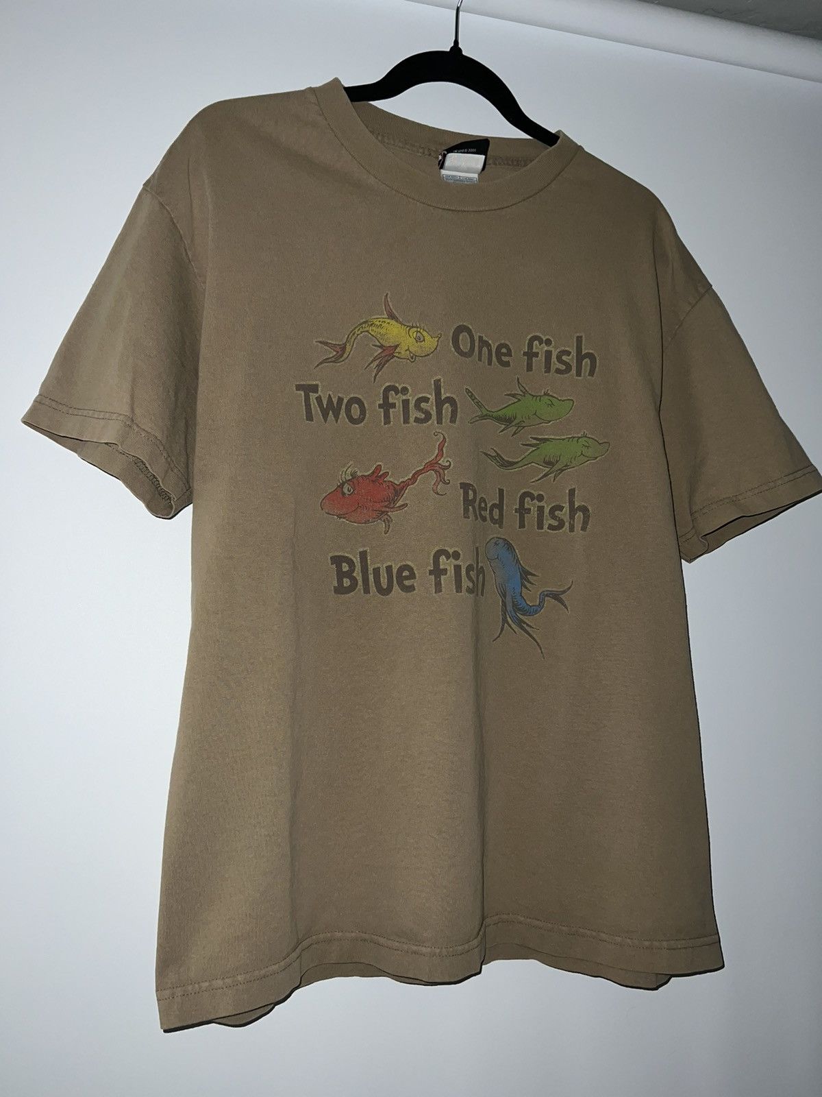Vintage Vintage Dr. Seuss Brown Fish T-Shirt Size US L / EU 52-54 / 3 - 3 Thumbnail