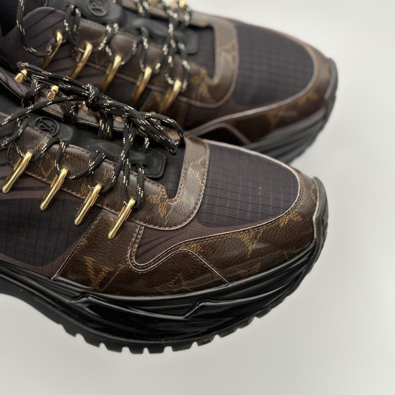 Louis Vuitton Louis Vuitton Run Away Pulse ' Brown Eclipse ' | CLEAN! Size US 11 / EU 44 - 18 Thumbnail