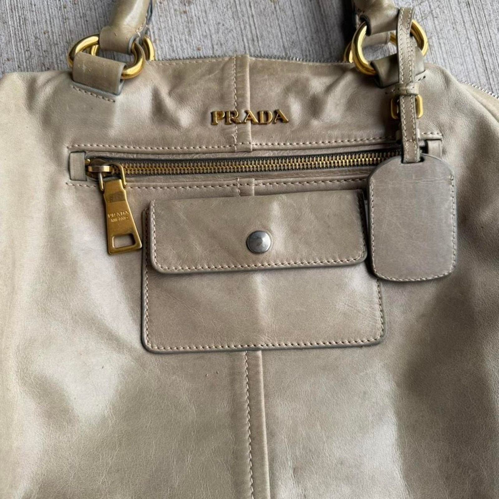 Prada Prada Vitello Shine Tote Handbag Beige y2k Size ONE SIZE - 4 Thumbnail