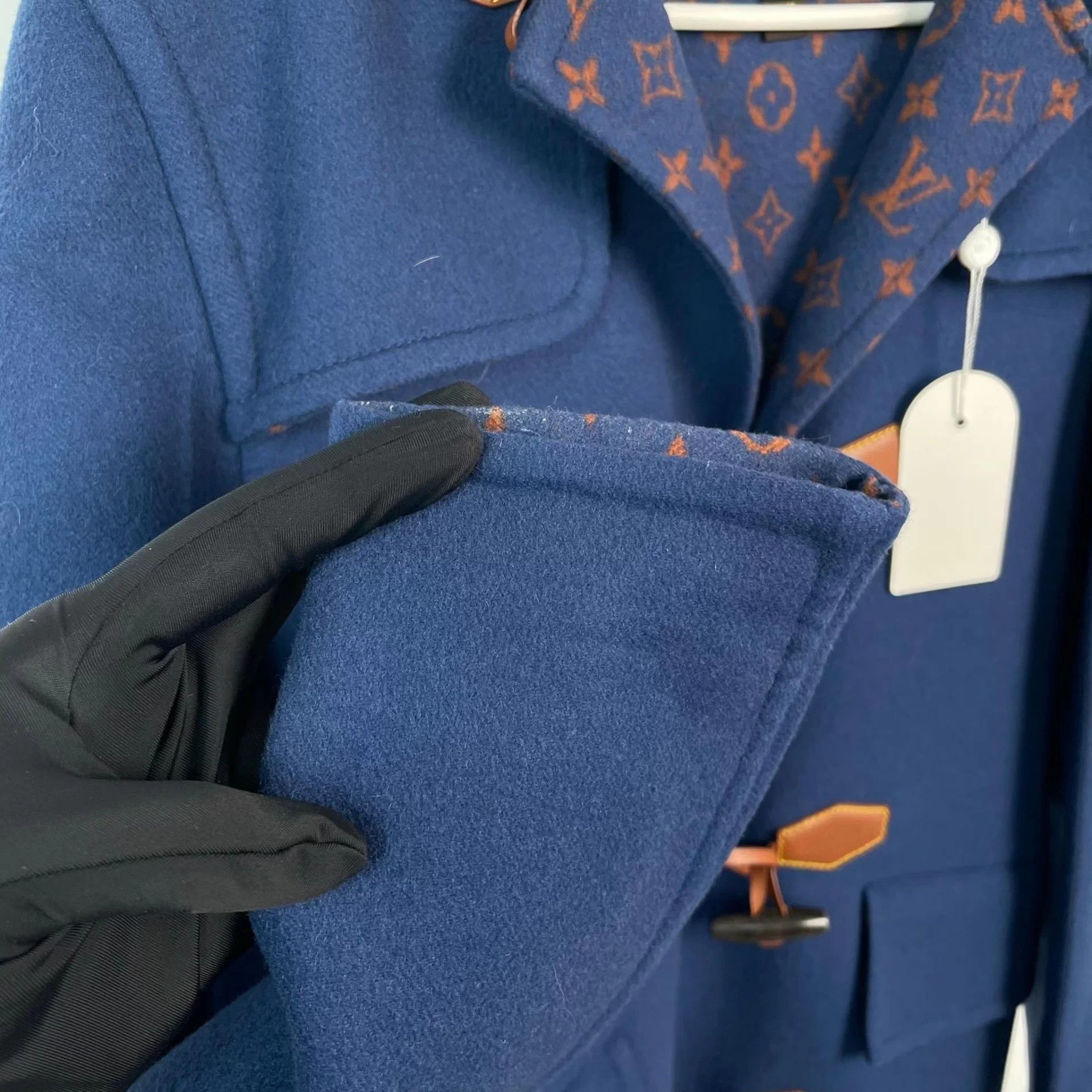 Louis Vuitton LV Blue M Cashmere Coat w/ Inner Logo Size XS / US 0-2 / IT 36-38 - 8 Thumbnail