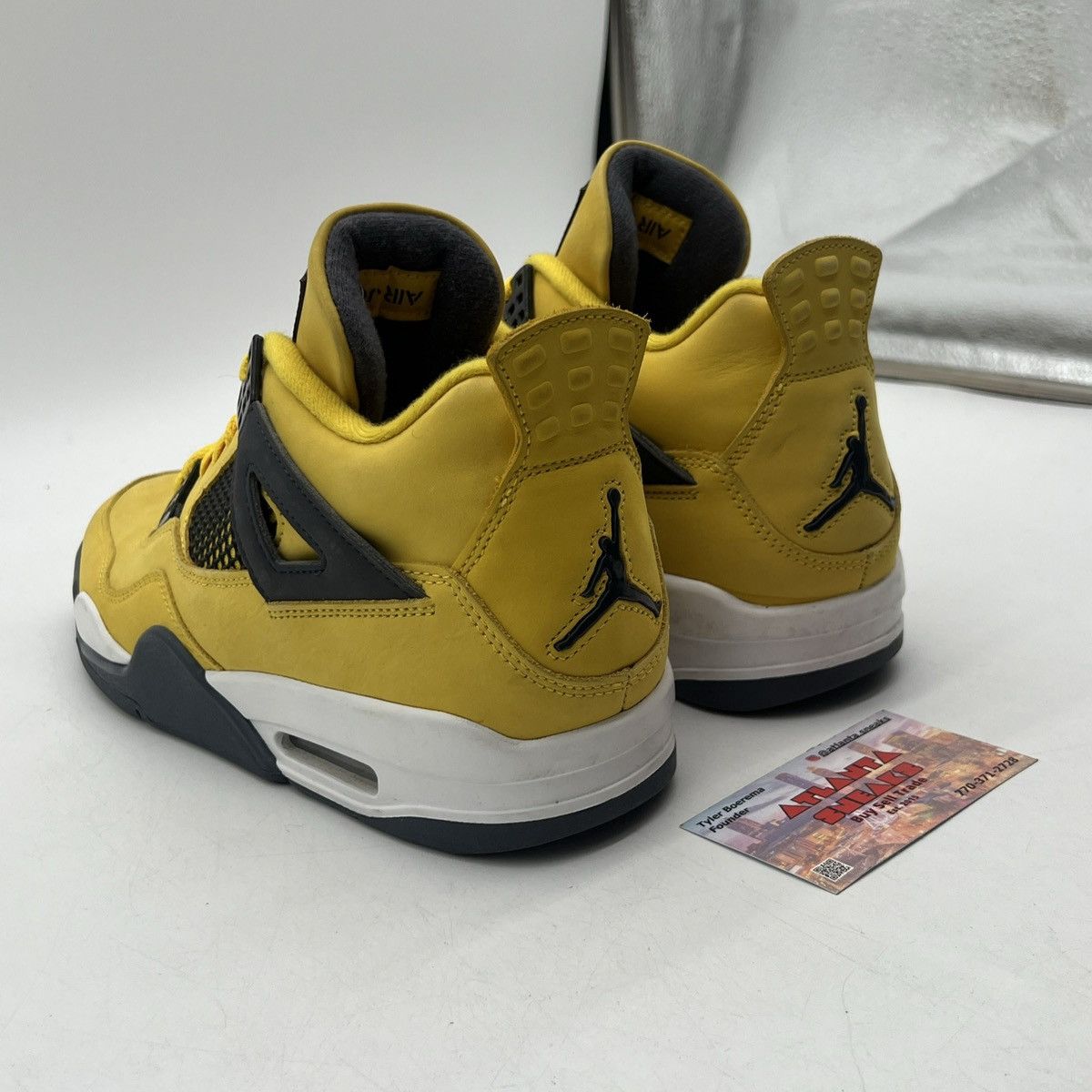 Jordan Brand Air Jordan 4 lightning Size US 9.5 / EU 42-43 - 4 Thumbnail