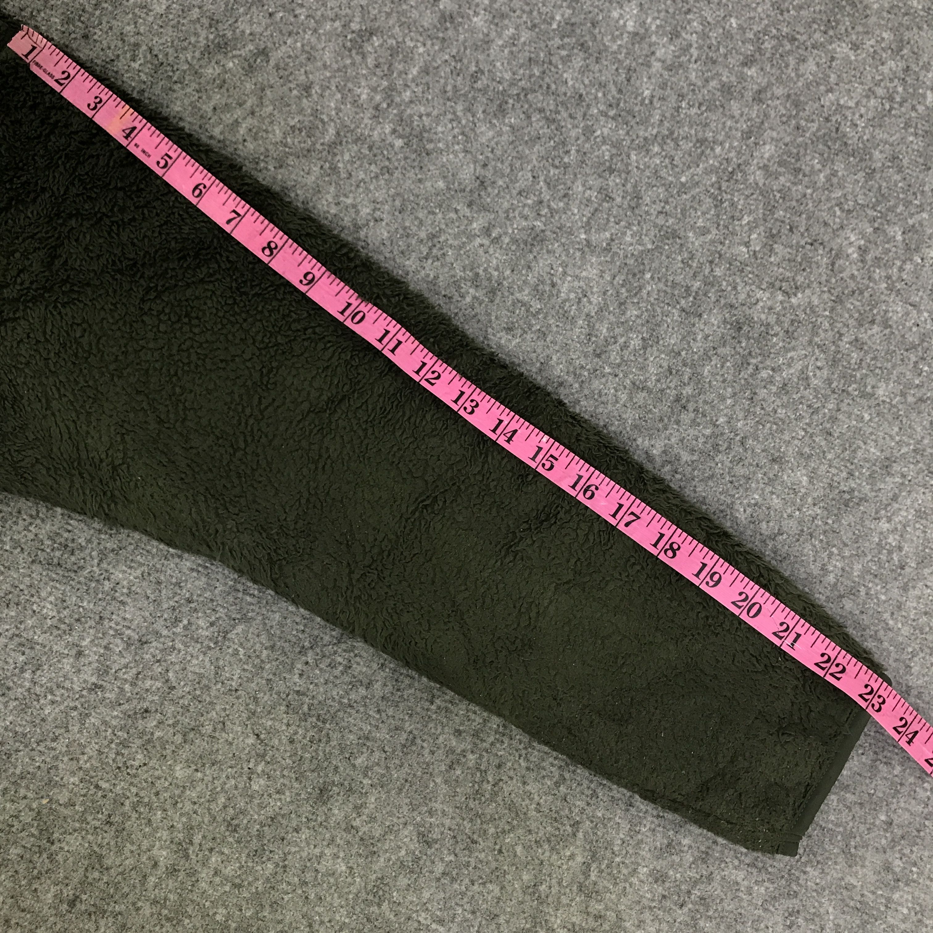 Engineered Garments × Uniqlo uniqlo x engineered garments sherpa sweaters K126B4 Size US L / EU 52-54 / 3 - 7 Thumbnail