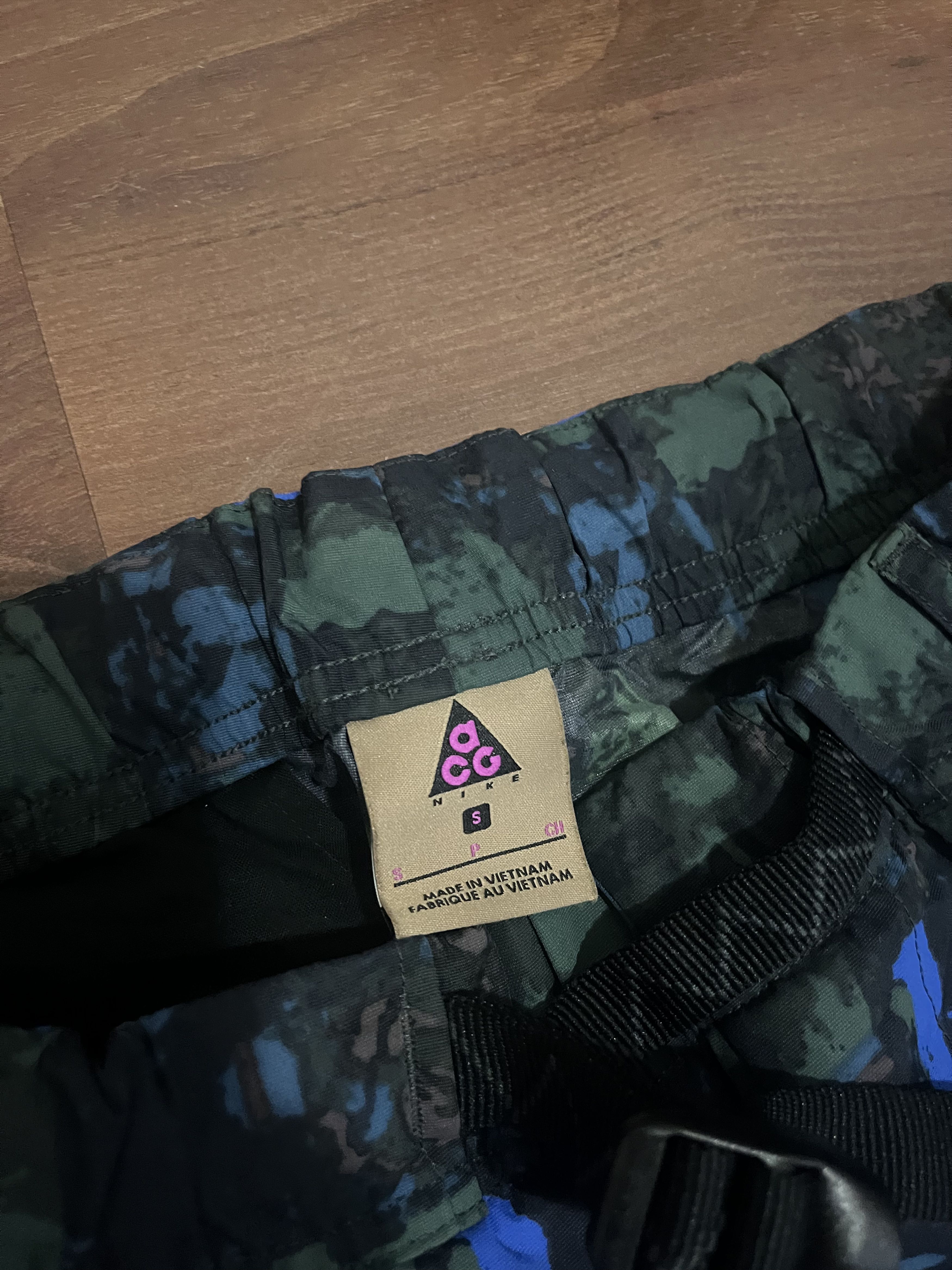 Nike ACG NIKE ACG Primaloft Trail Pants Mens All Over Print Racer Size US 30 / EU 46 - 4 Thumbnail