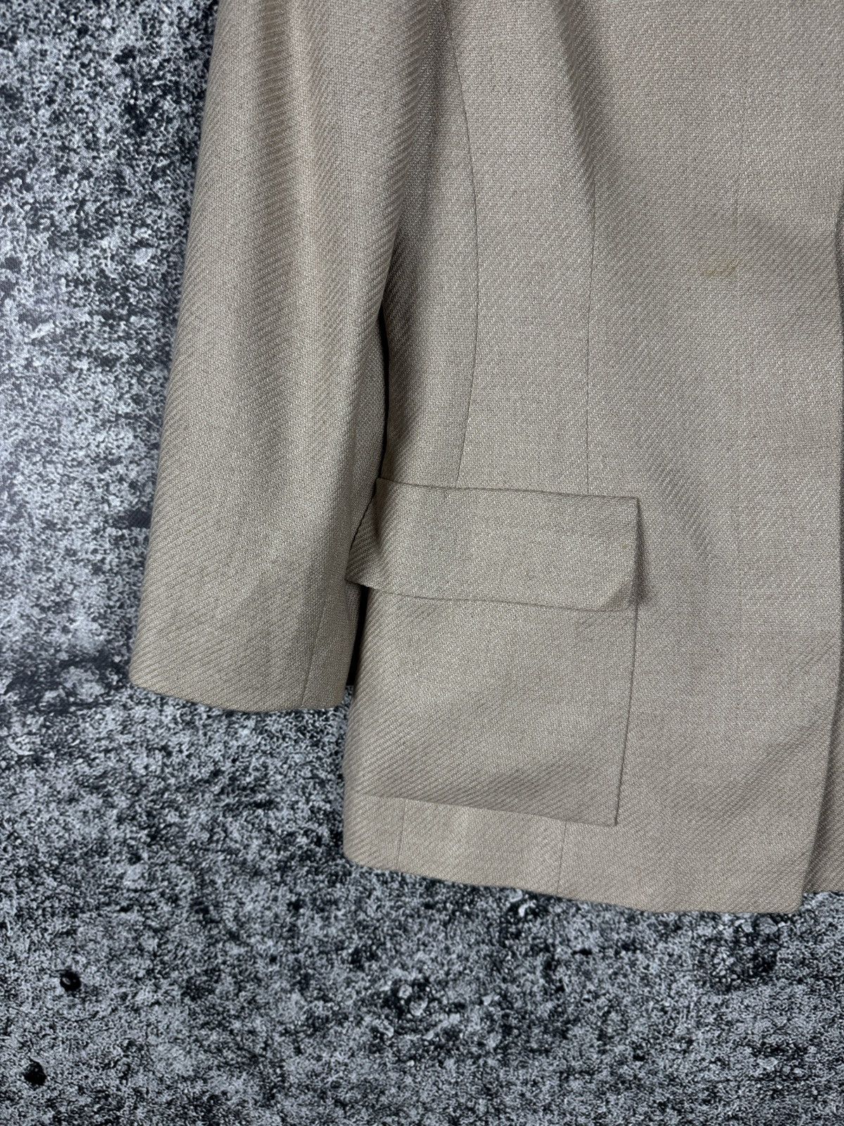 Salvatore Ferragamo Salvatore Ferragamo Vintage Blazer Jacket Cashemire/Silk 44 Size M / US 6-8 / IT 42-44 - 4 Thumbnail