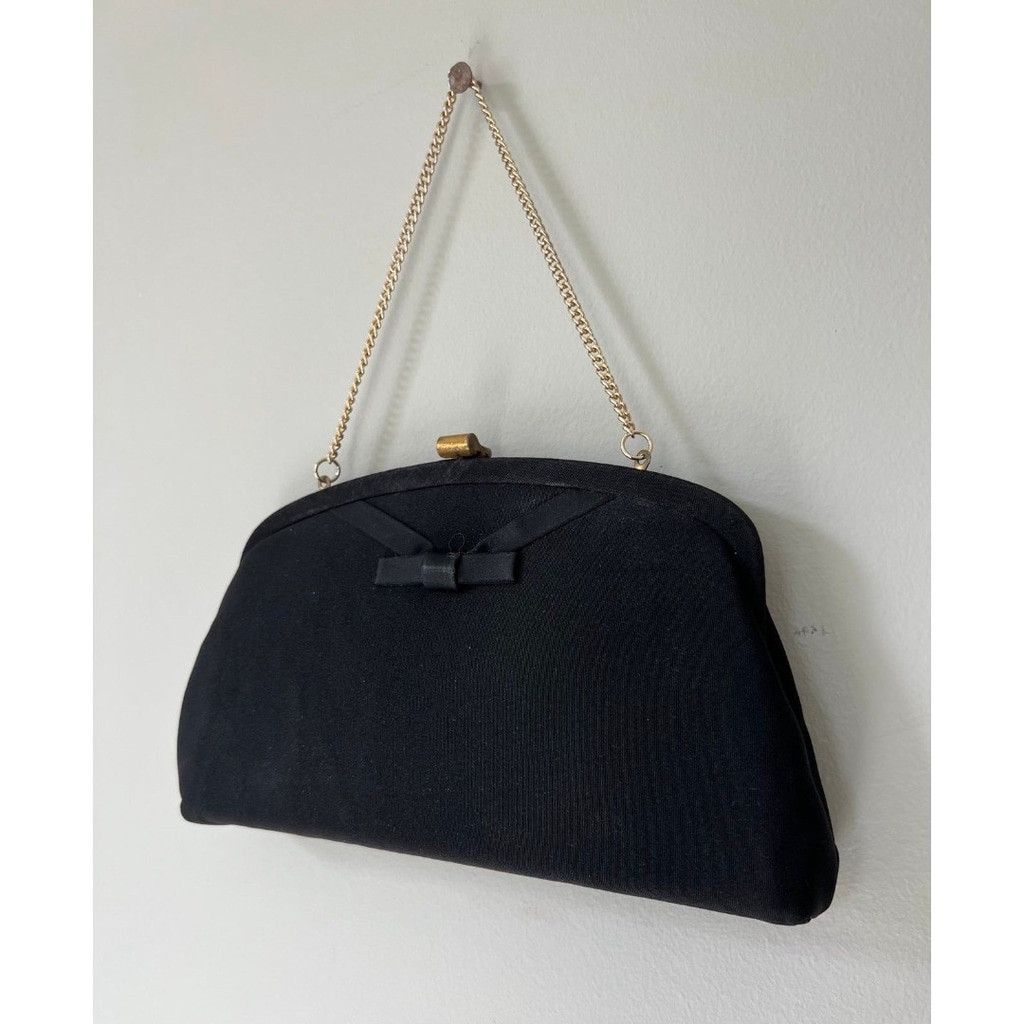 Vintage 1950s Vintage Black Clutch w/Bow & Chain Handle Purse Size ONE SIZE - 4 Thumbnail