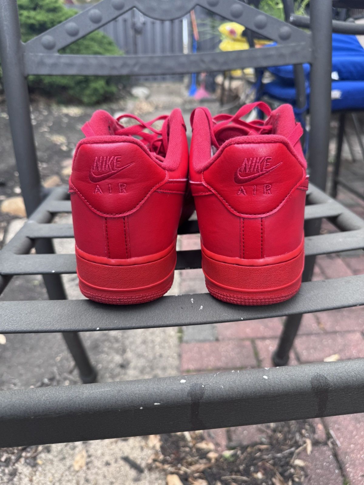 Nike Air Force 1 Low (Triple Red) Size US 12 / EU 45 - 3 Thumbnail
