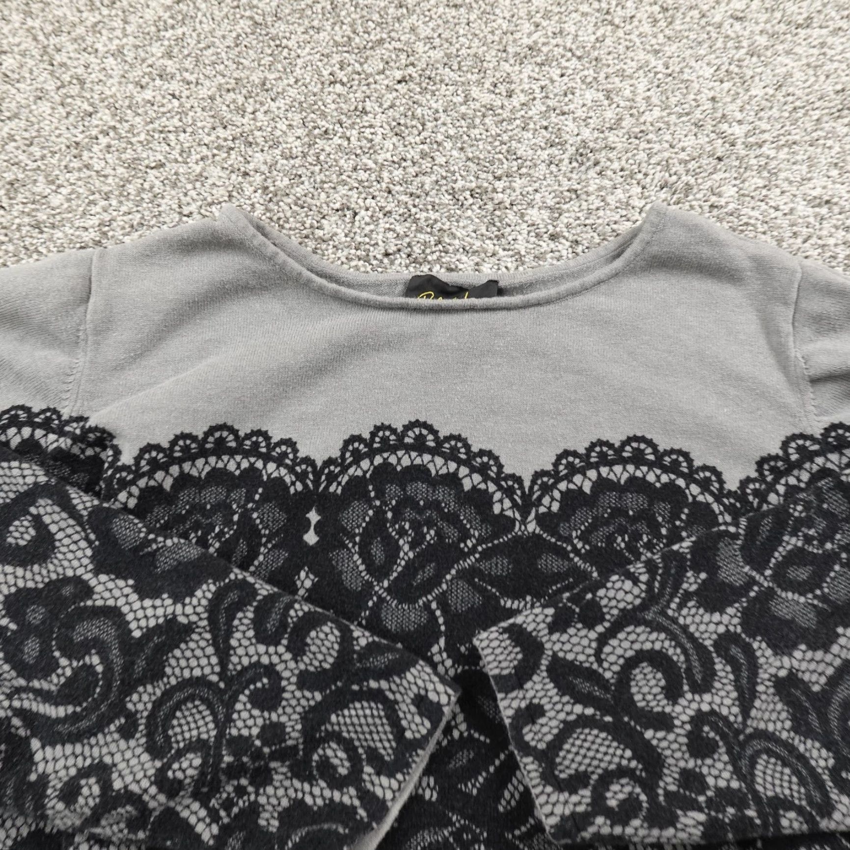 Bob Mackie Bob Mackie Sweater Womens 1X Black Gray Floral Lace Wearable Art Pullover Shirt Size XL / US 12-14 / IT 48-50 - 3 Thumbnail
