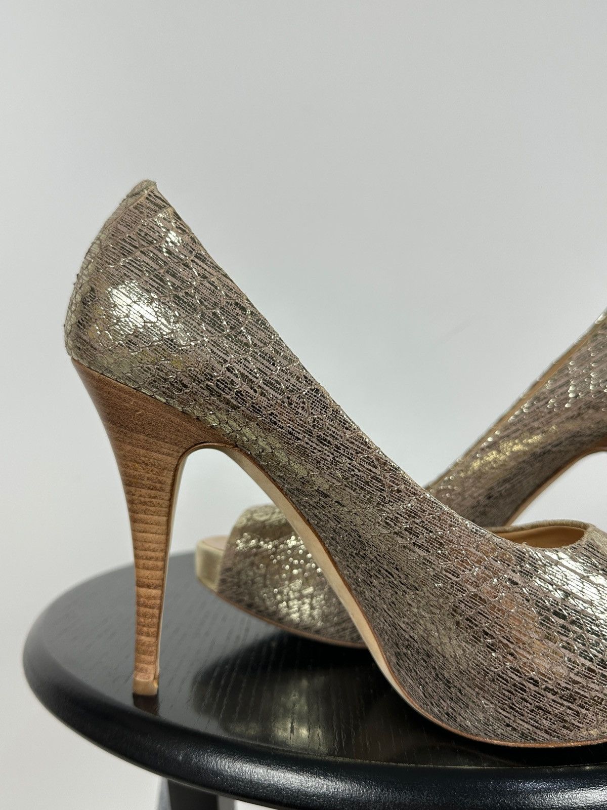 Giuseppe Zanotti Giuseppe Zanotti Gold Metallic Python Embossed Leather Pumps Size US 8 / IT 38 - 18 Thumbnail