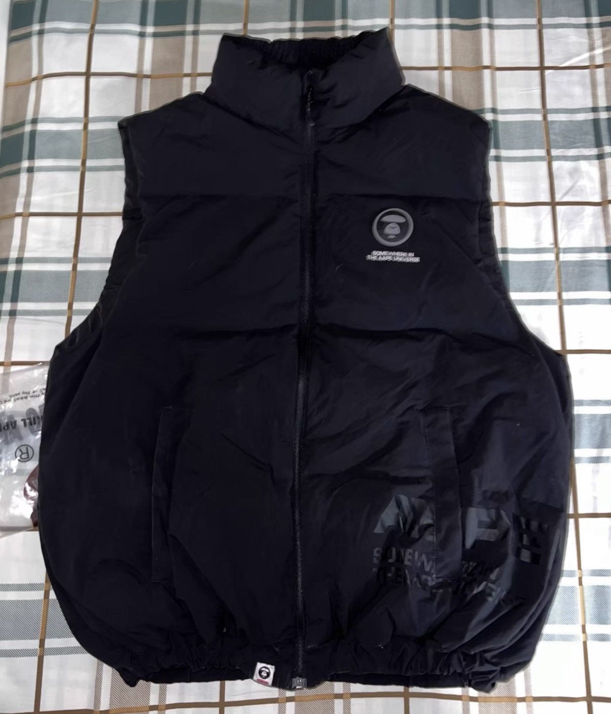 Bape AAPE OG Nigo era, latest black limited down vest Size US XL / EU 56 / 4 - 1 Thumbnail