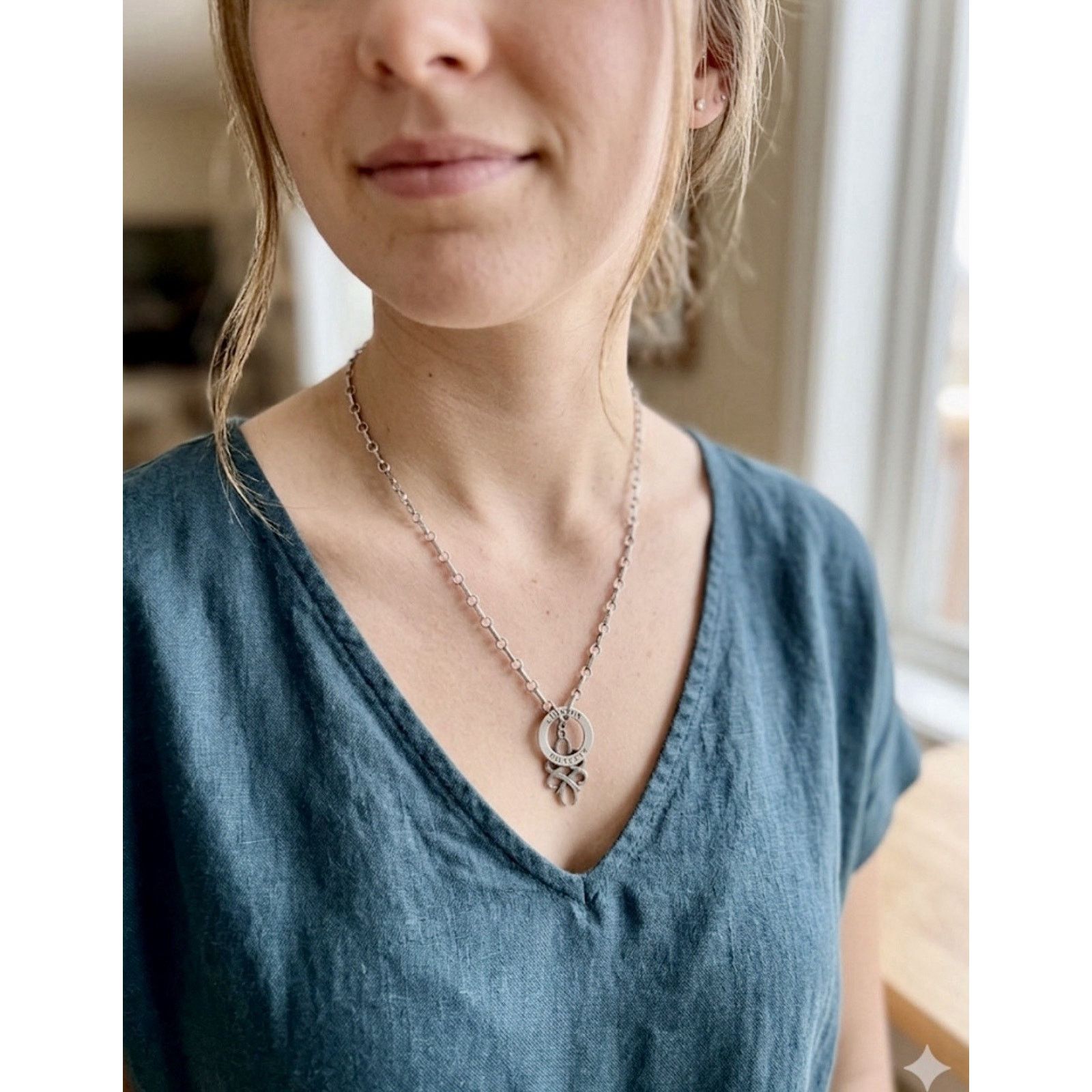 Other Women’s Sterling Silver Chain & Floating Charm Necklace Size ONE SIZE - 1 Thumbnail