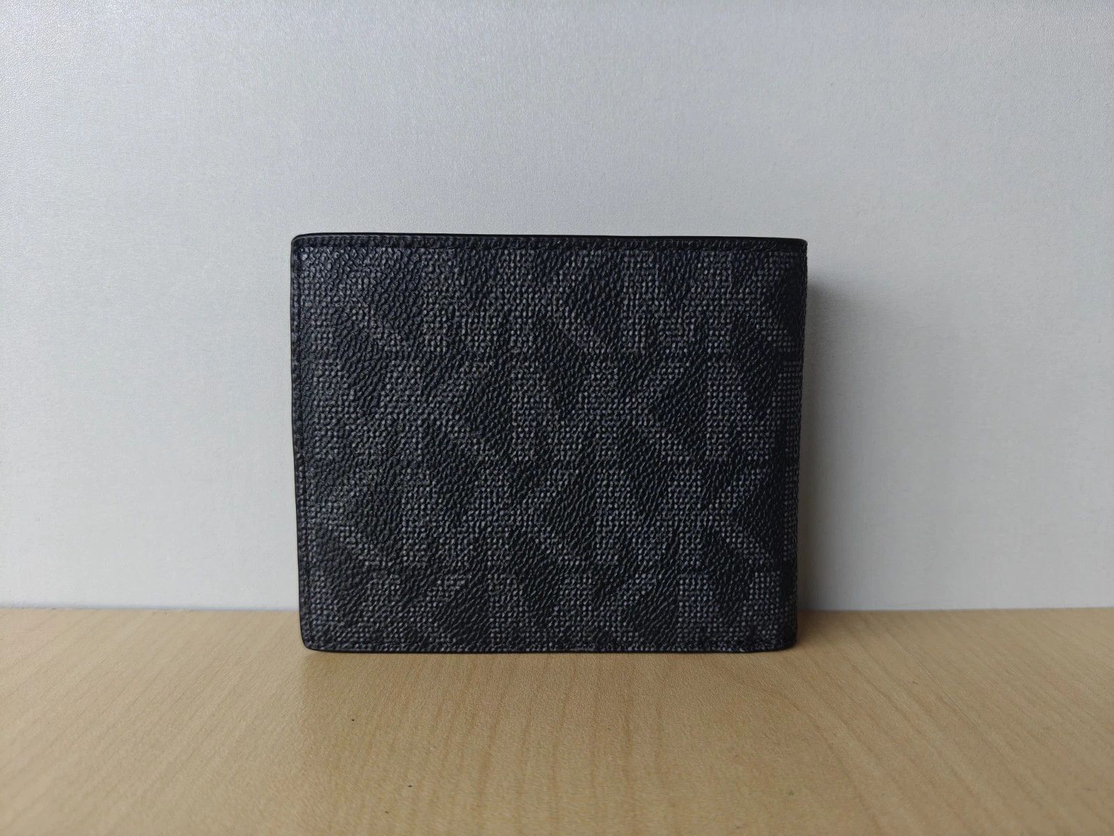 Michael Kors Michael Kors Jet Set Men’s Slim Billfold Wallet T Size ONE SIZE - 5 Thumbnail