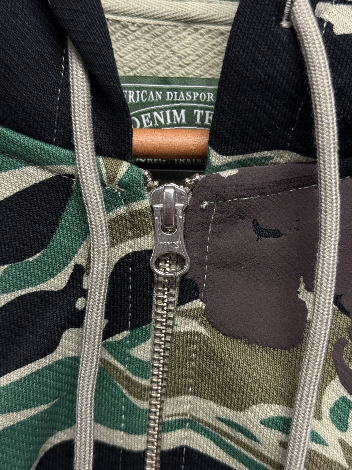 DENIM TEARS Denim Tears Green Camo Cotton Wreath Zip Up Size Small Size US S / EU 44-46 / 1 - 5 Thumbnail