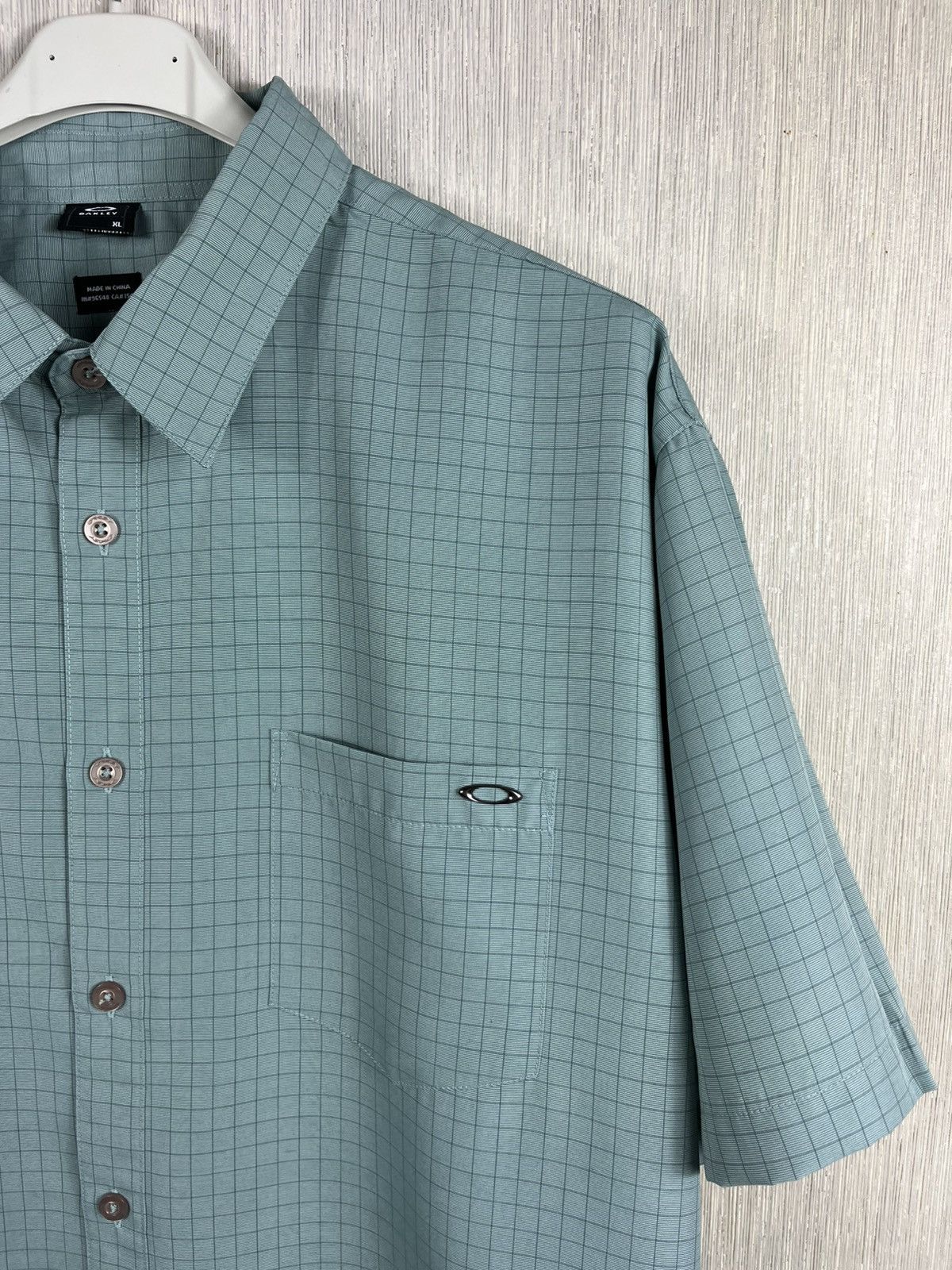 Oakley Vintage Oakley checked gorpcore pocket shirt with small logo Size US XL / EU 56 / 4 - 3 Thumbnail