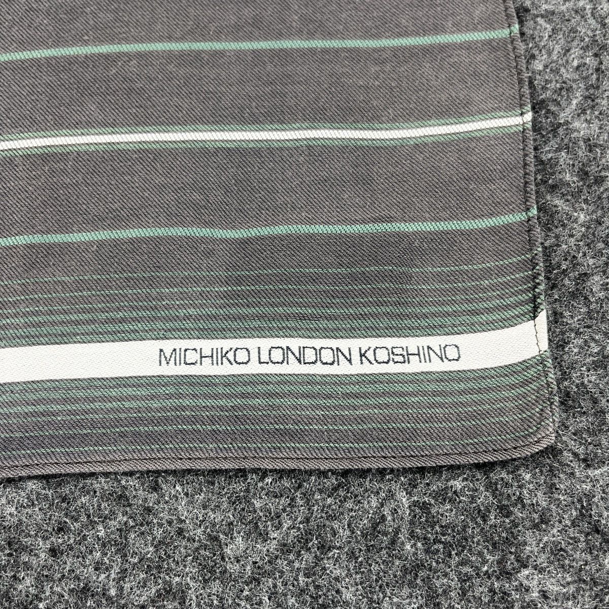 Michiko Koshino London × Vintage Michiko Koshino London Handkerchief / Neckerchief B219 Size ONE SIZE - 5 Thumbnail