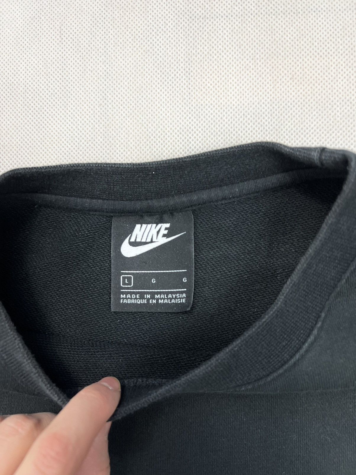 Nike Sweatshirt Nike black crewneck Size US L / EU 52-54 / 3 - 3 Thumbnail