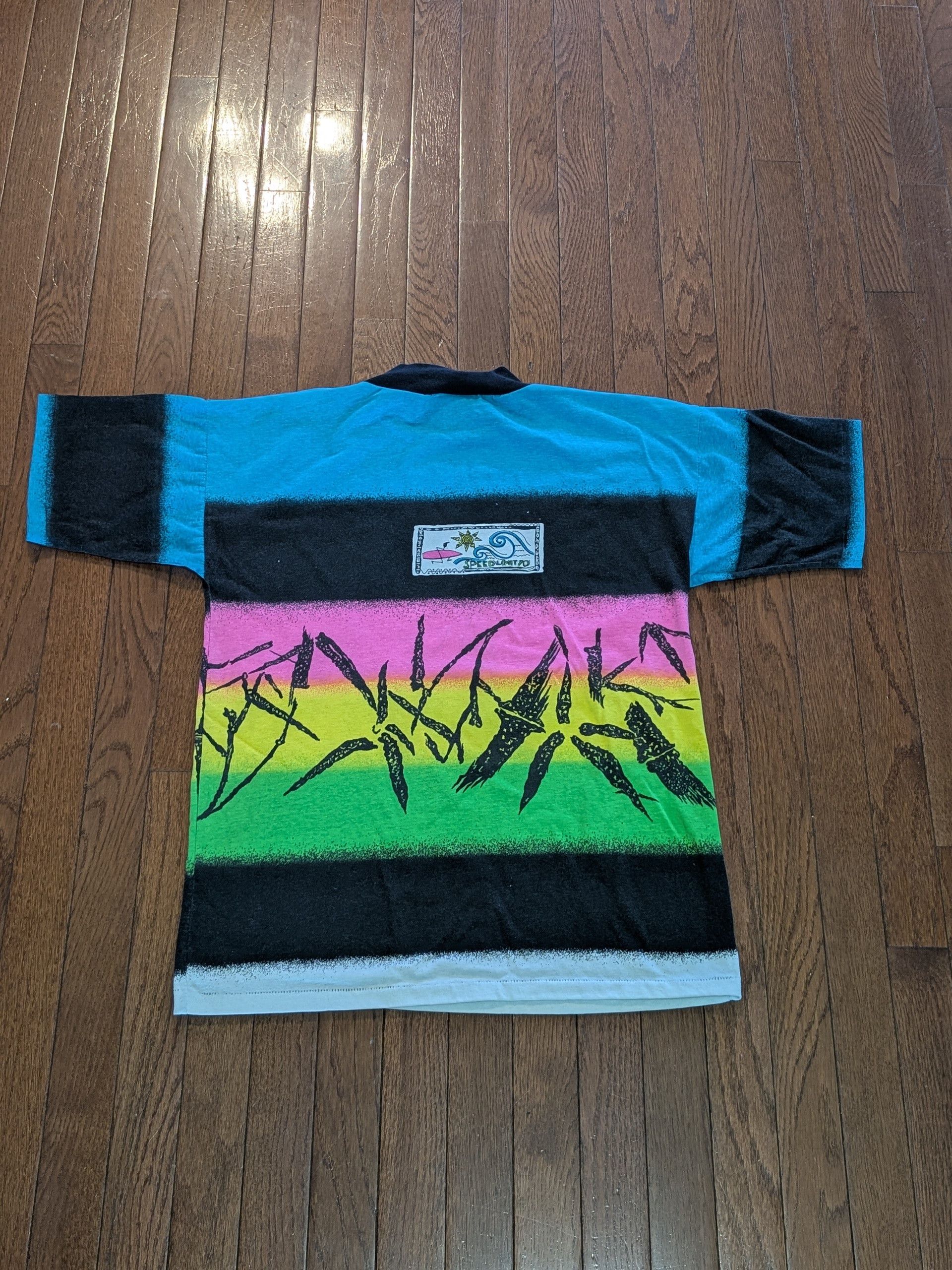 Other 90's Islander Surf Style T-Shirt Made In USA Size M Size US M / EU 48-50 / 2 - 5 Thumbnail