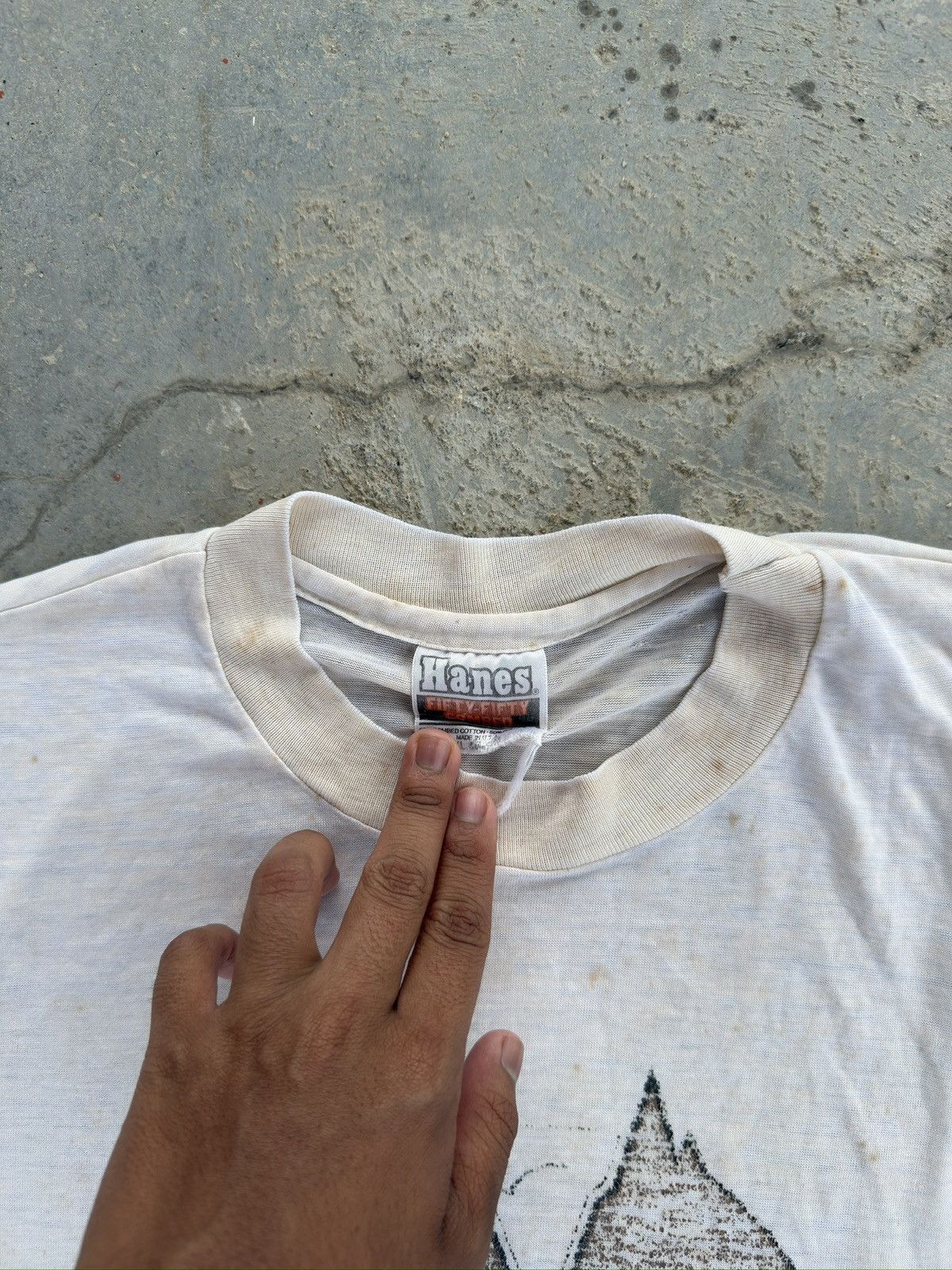 Vintage Vintage 1980s True Vintage Thrashed Wording Tee Size US M / EU 48-50 / 2 - 2 Thumbnail