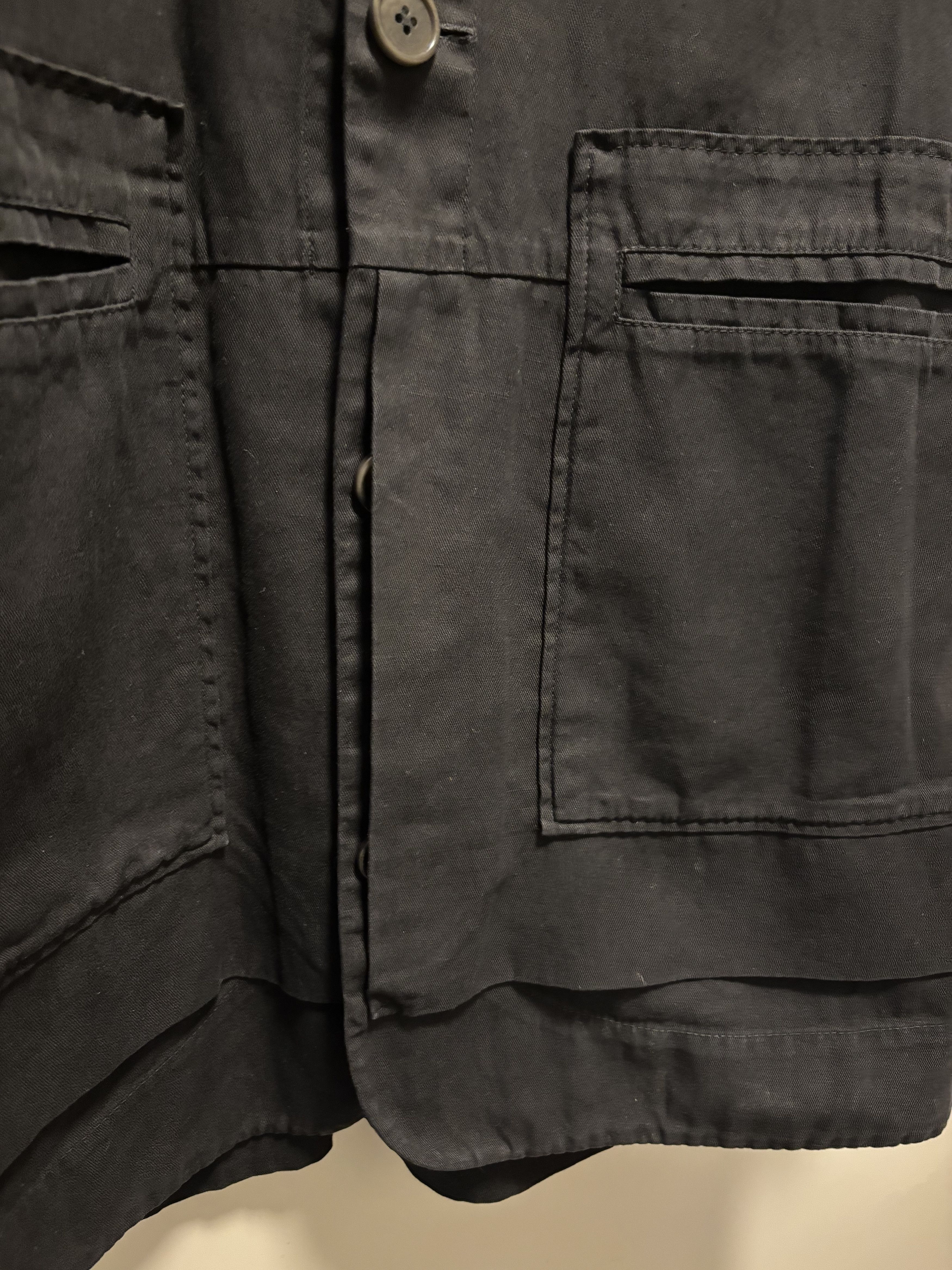 Henrik Vibskov black work jacket, size L Henrik Vibskov Size US L / EU 52-54 / 3 - 5 Thumbnail