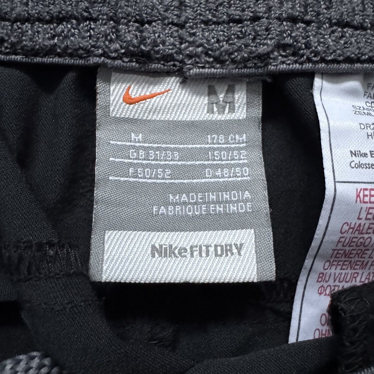 Nike Vintage nike track pants y2k gorpcore sweatpants parachute Size US 32 / EU 48 - 5 Thumbnail