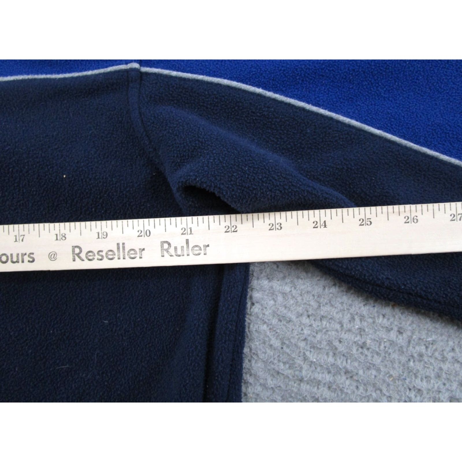 Old Navy VINTAGE Old Navy Mens Sweater 1/4 Zip Fleece Jacket L Blue Pullover Nightwear Casual 2 Tone Knit Zipper Mens Size US L / EU 52-54 / 3 - 5 Thumbnail