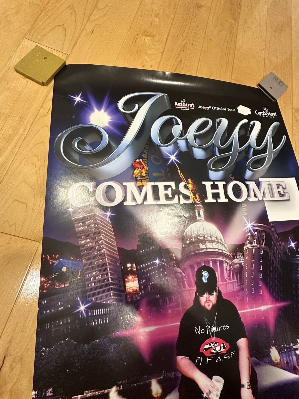 G59 Records × Rap Tees LIMITED Joeyy Tour😴1️⃣ Poster 😴 Size ONE SIZE - 5 Thumbnail
