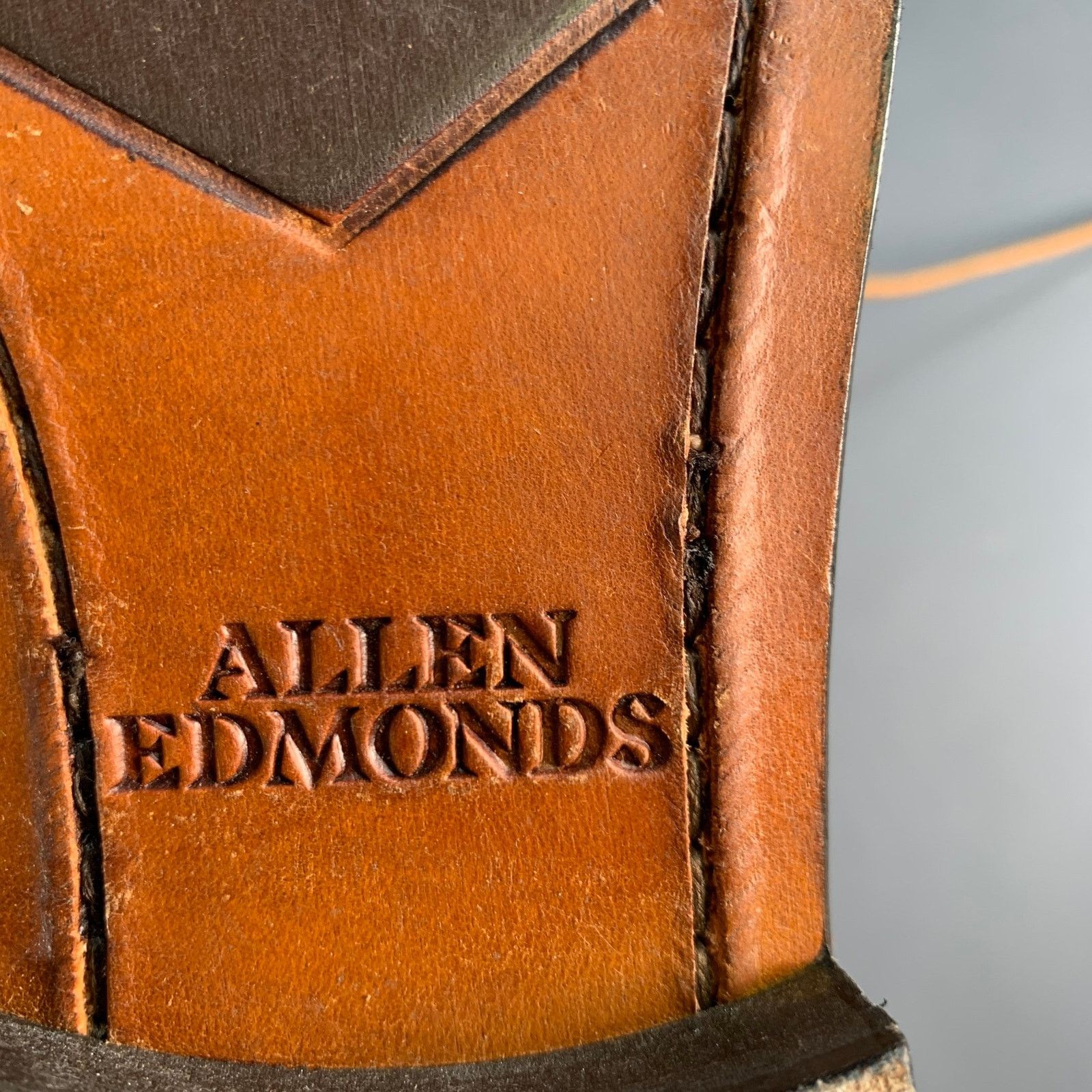 Allen Edmonds ALLEN EDMONDS 7 Tan Perforated Leather Oxford Lace Up Shoes Size US 7 / EU 40 - 10 Thumbnail
