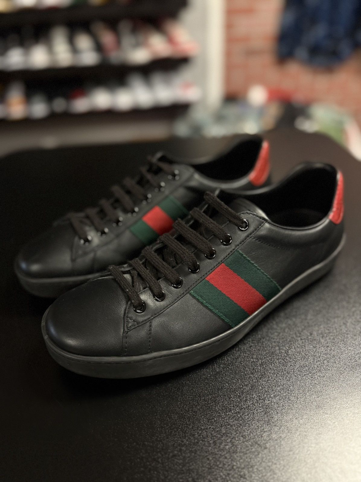 Gucci Gucci Low Top Men’s Sneakers Black Striped Logo 9G/9.5US Size US 9.5 / EU 42-43 - 5 Thumbnail