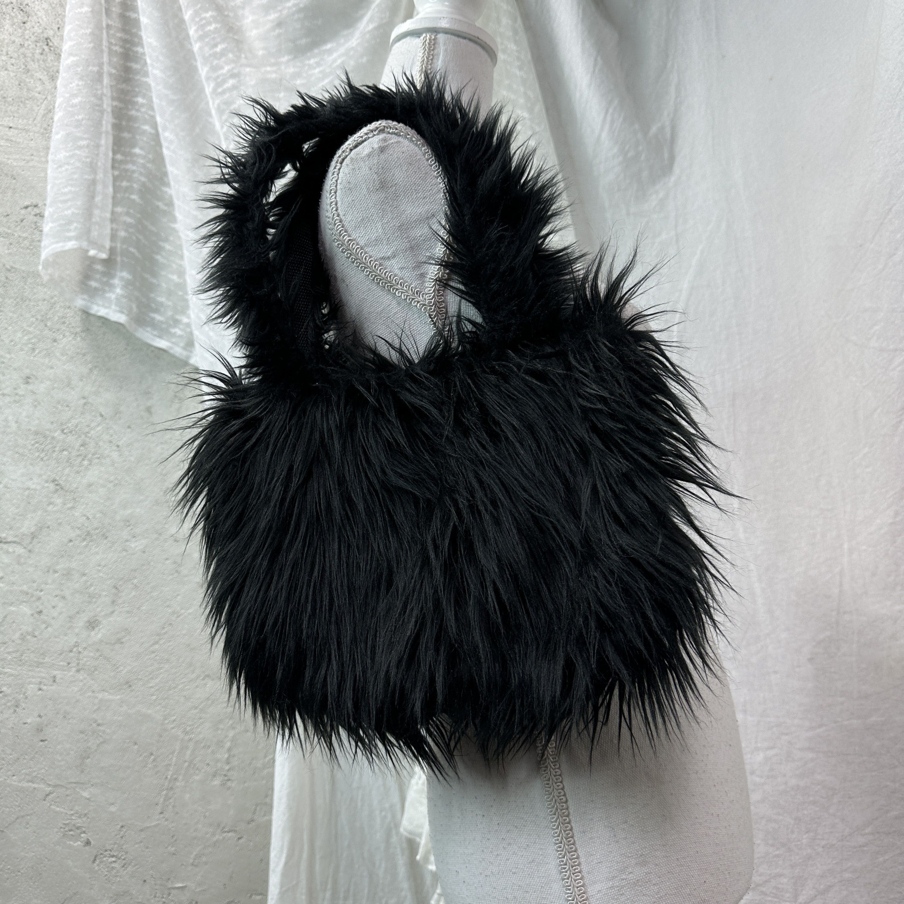 Vintage Vintage Avant Garde Fur Shoulder Bag Y2K Size ONE SIZE - 9 Thumbnail