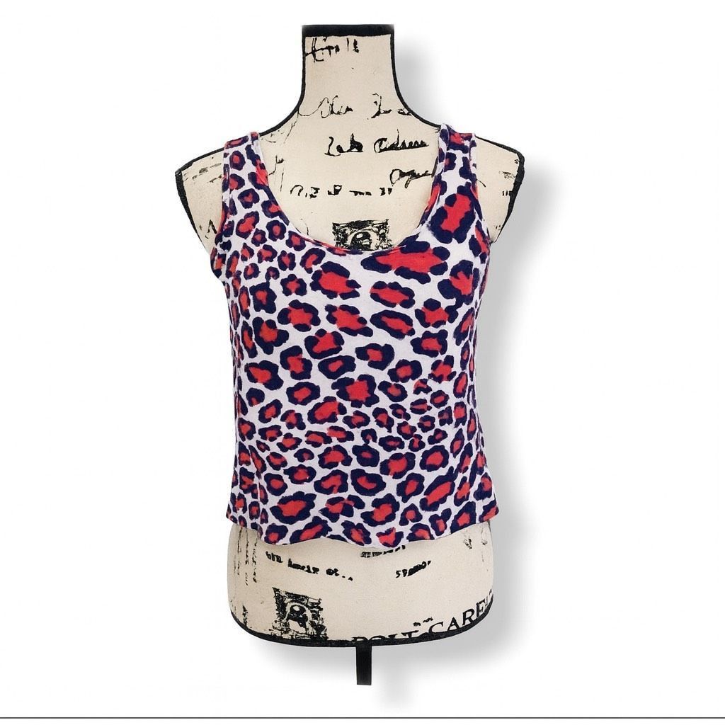 Forever 21 Forever 21 Red & Navy Leopard Print Crop Top - Size M Size M / US 6-8 / IT 42-44 - 1 Thumbnail