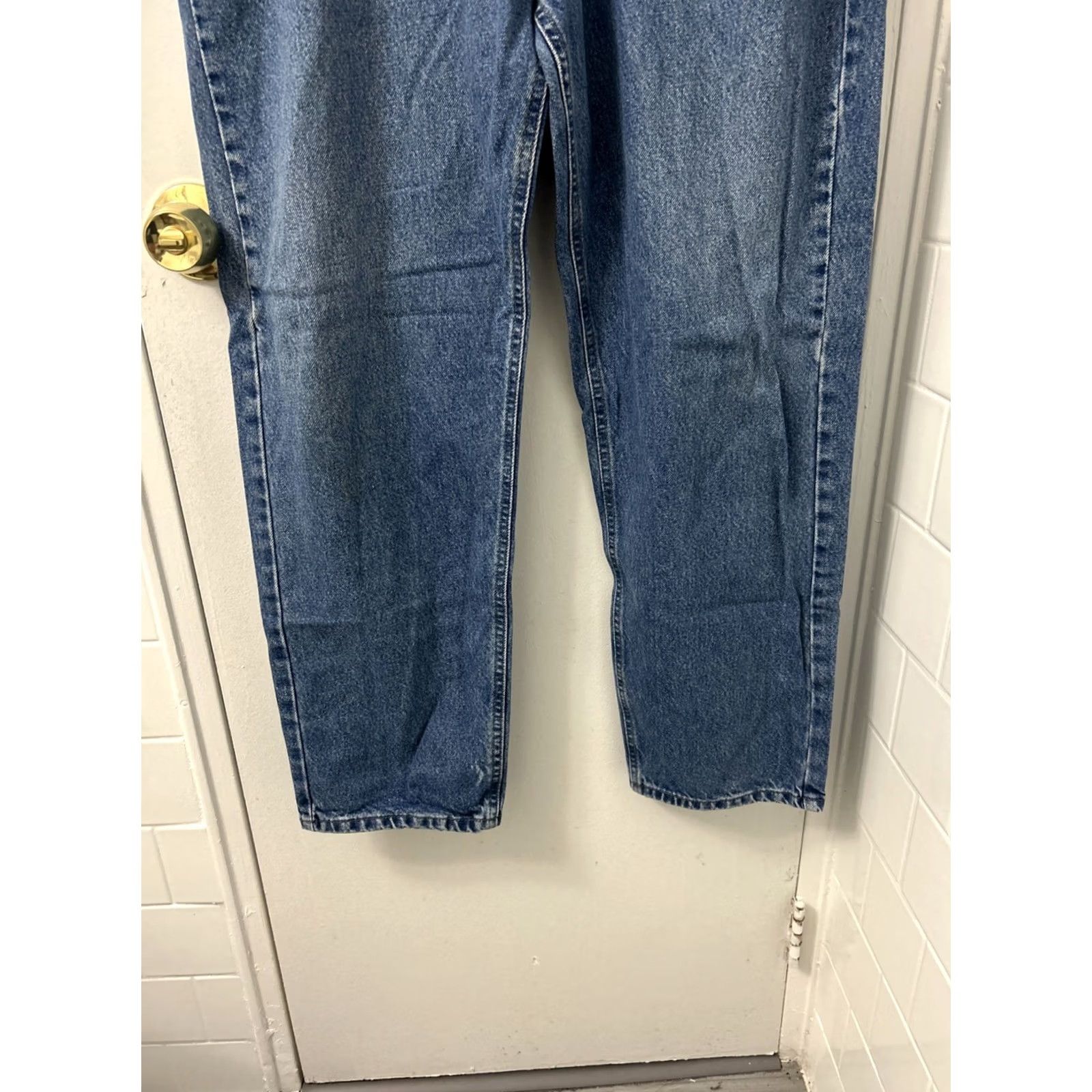 Carhartt VINTAGE Carhartt Jeans Mens 38x30 Blue Relaxed Fit Straight Leg 5-Pocket Denim YKK DST B17 DST Size US 38 / EU 54 - 3 Thumbnail