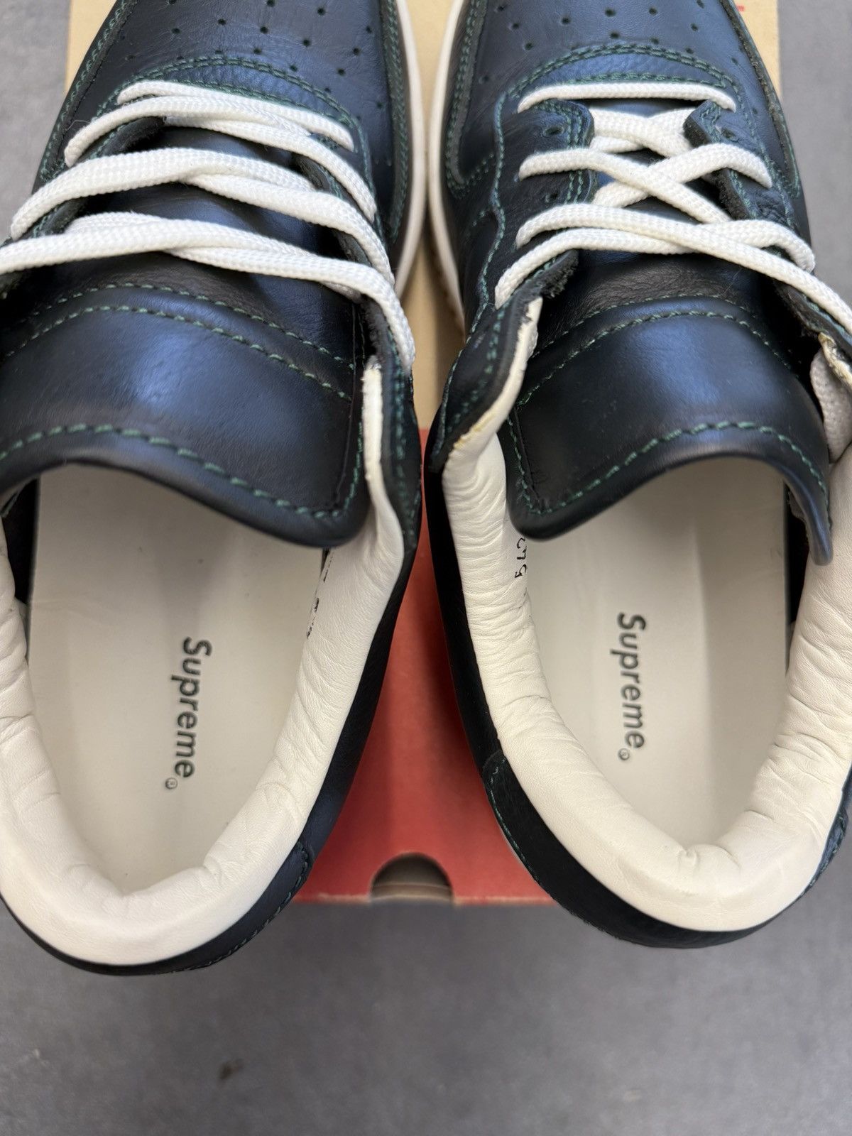 Supreme 2001 Supreme Downlow Sneaker Black / Green Size US 8.5 / EU 41-42 - 6 Thumbnail