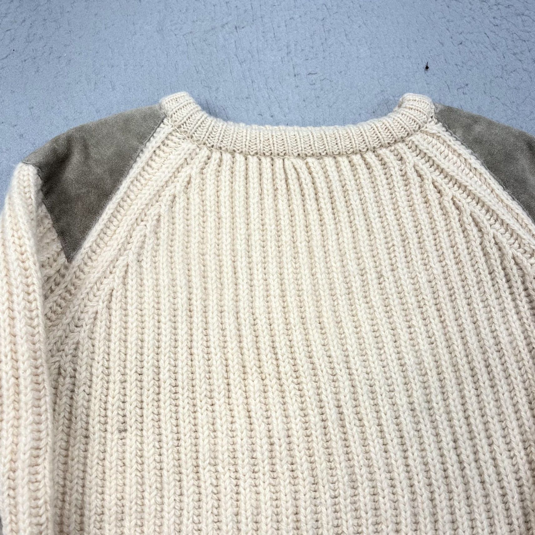 Commando VINTAGE Highland Chunky Wool Sweater Mens M Crew Neck Raglan Long Sleeve Beiges UK Elbow Patches Heavyweight 100% Wool Knit Pullover Size US M / EU 48-50 / 2 - 4 Thumbnail