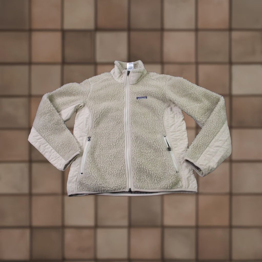 Patagonia Patagonia Jacket Womens M Beige Fleece Windbreaker Zip Full Zip Pockets Thermal Lightweight Regular 23071 Womens Size M / US 6-8 / IT 42-44 - 1 Thumbnail