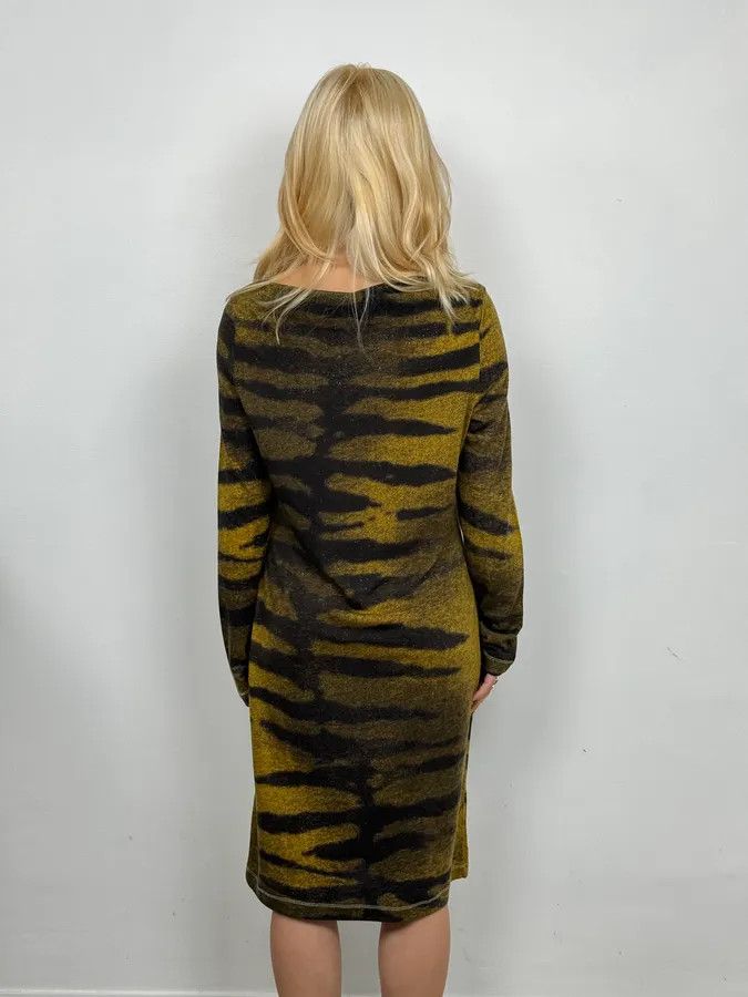 Roberto Cavalli FW2000 Roberto Cavalli Savage Tiger Dress Size M / US 6-8 / IT 42-44 - 2 Thumbnail