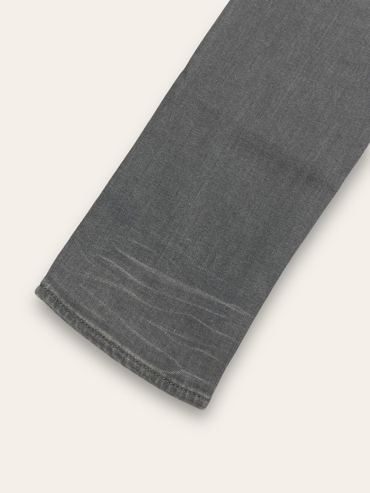 Diesel Vintage DIESEL Gray Wash Denim Slim Straight Jeans Size US 31 - 10 Thumbnail