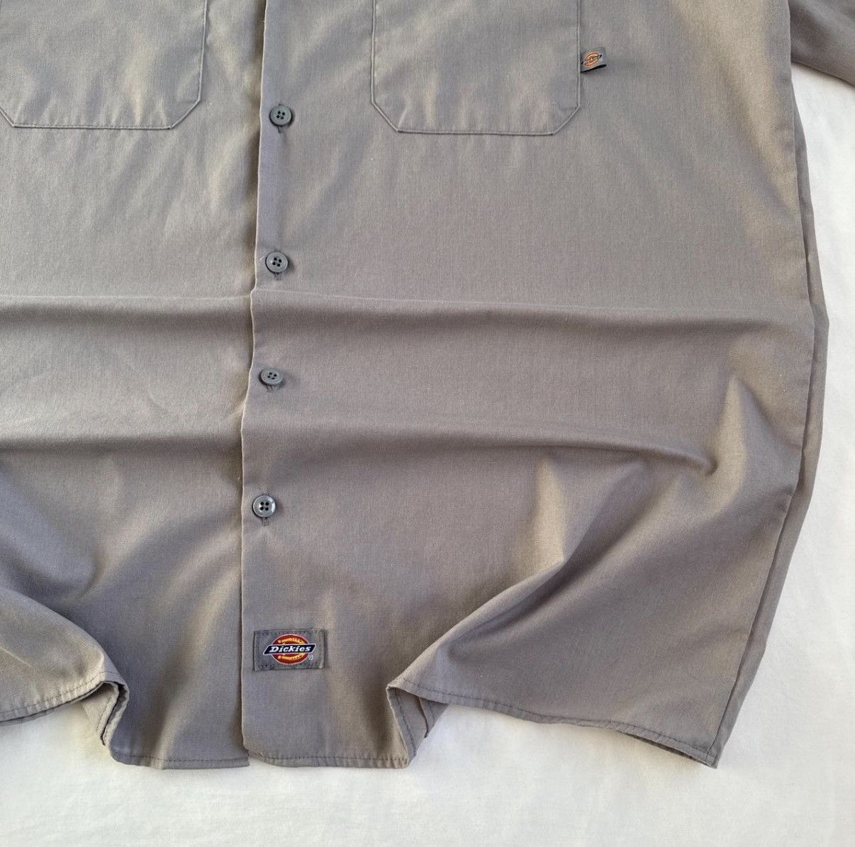 Dickies Vintage Dickies Button Up Short Sleeve Shirt Grey XL Size US XL / EU 56 / 4 - 4 Thumbnail