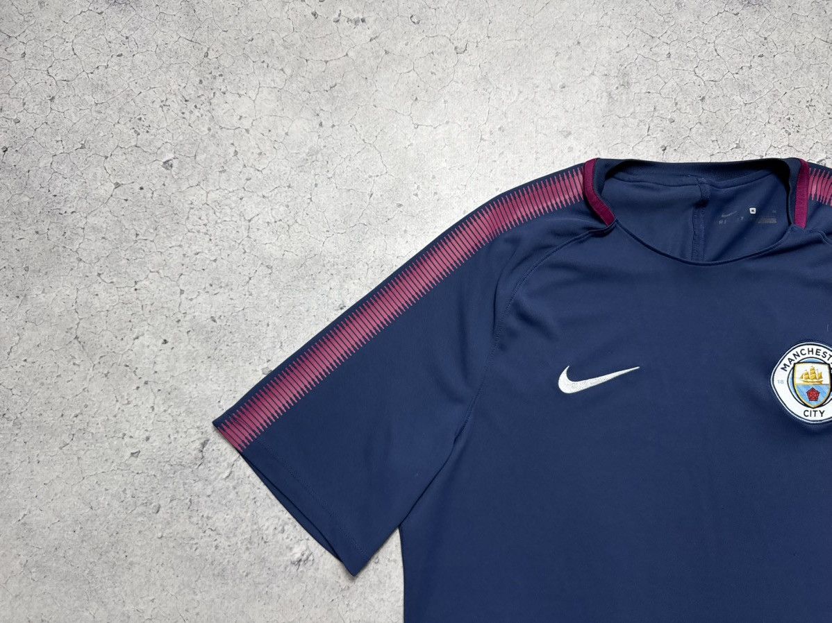 Nike × Vintage Nike FC Manchester City Soccer Training Shirt Jersey Size US XL / EU 56 / 4 - 4 Thumbnail