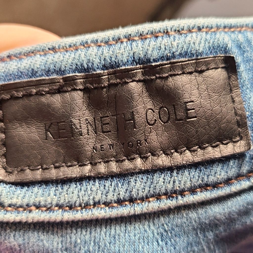 Kenneth Cole Kenneth cole blue high rise button up demin jeans size 14 Size 36" / US 14 / IT 50 - 8 Thumbnail