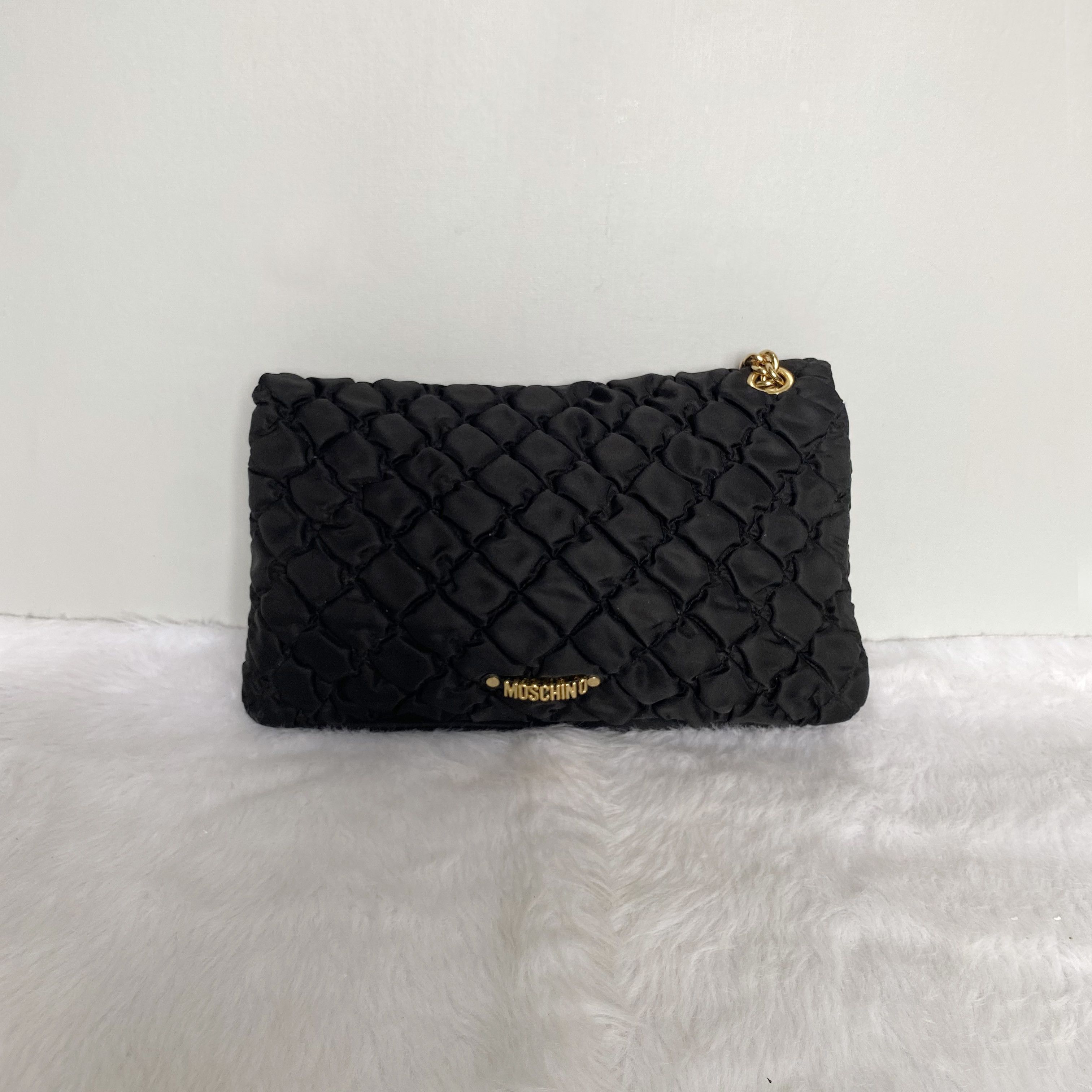 Moschino Black Gold Quilted Nylon Clutch Bag Size ONE SIZE - 2 Thumbnail
