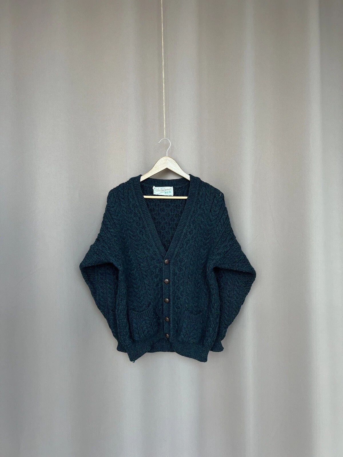 Vintage Traditional Irish Knit Wool Cardigan Womens Size M/L Sweater Size L / US 10 / IT 46 - 1 Thumbnail