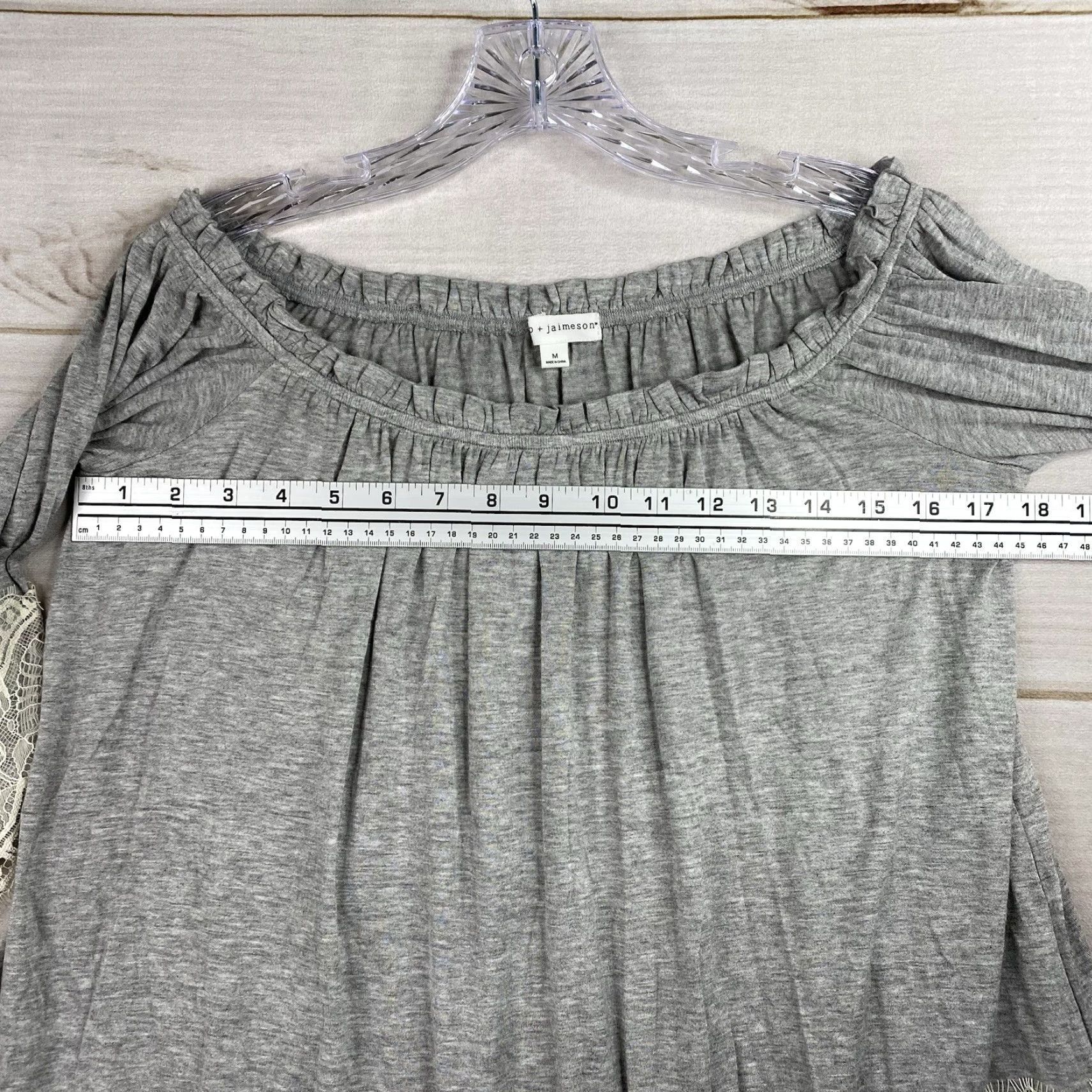 Vintage Coco + Jaimeson Womens Blouse Shirt M Gray Cream Lace Bell Sleeve Boho Off Shoulder Size M / US 6-8 / IT 42-44 - 3 Thumbnail