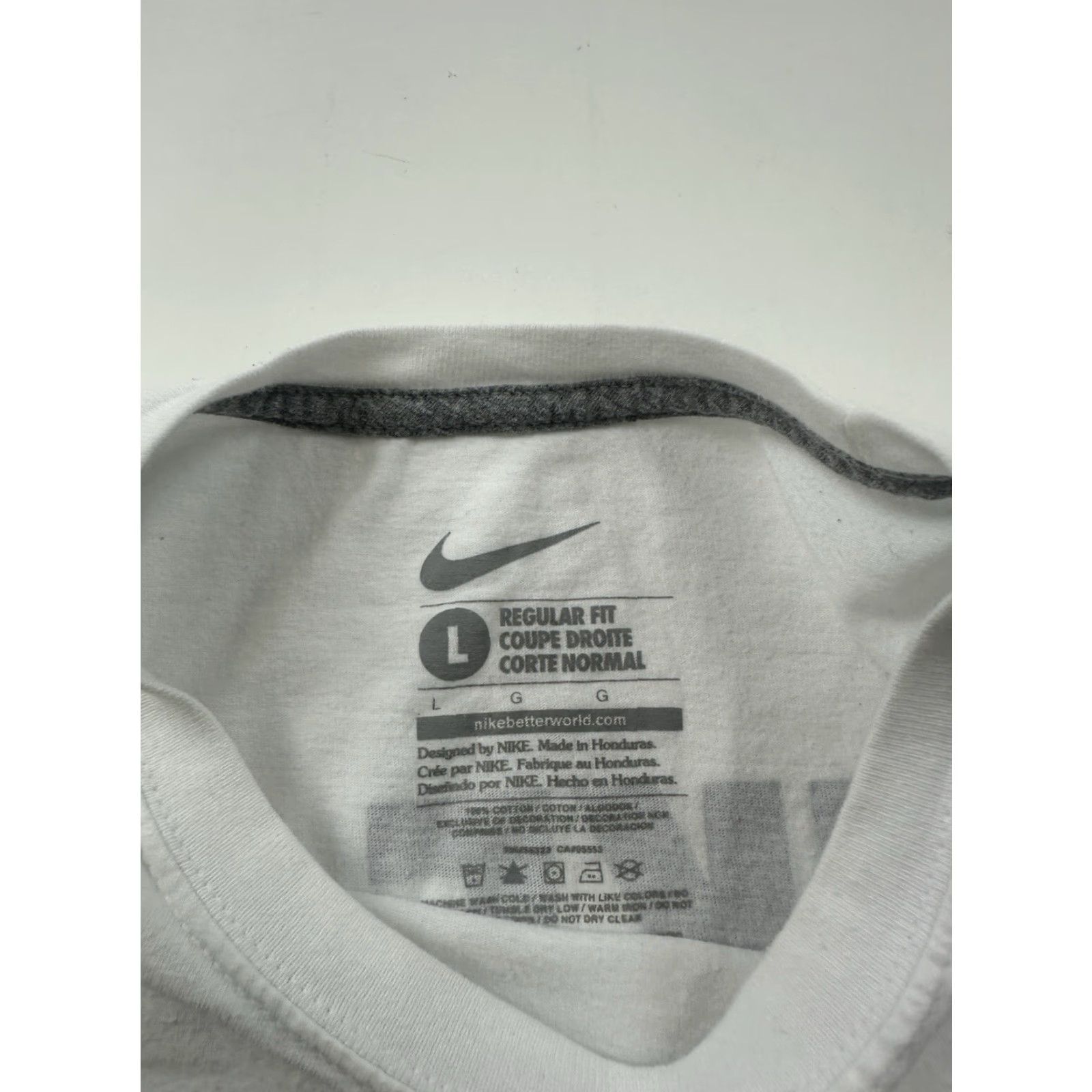 Nike Nike Shirt Mens Large White Crossfire Soccer Oregon Short Sleeve Crew Neck Size US L / EU 52-54 / 3 - 3 Thumbnail
