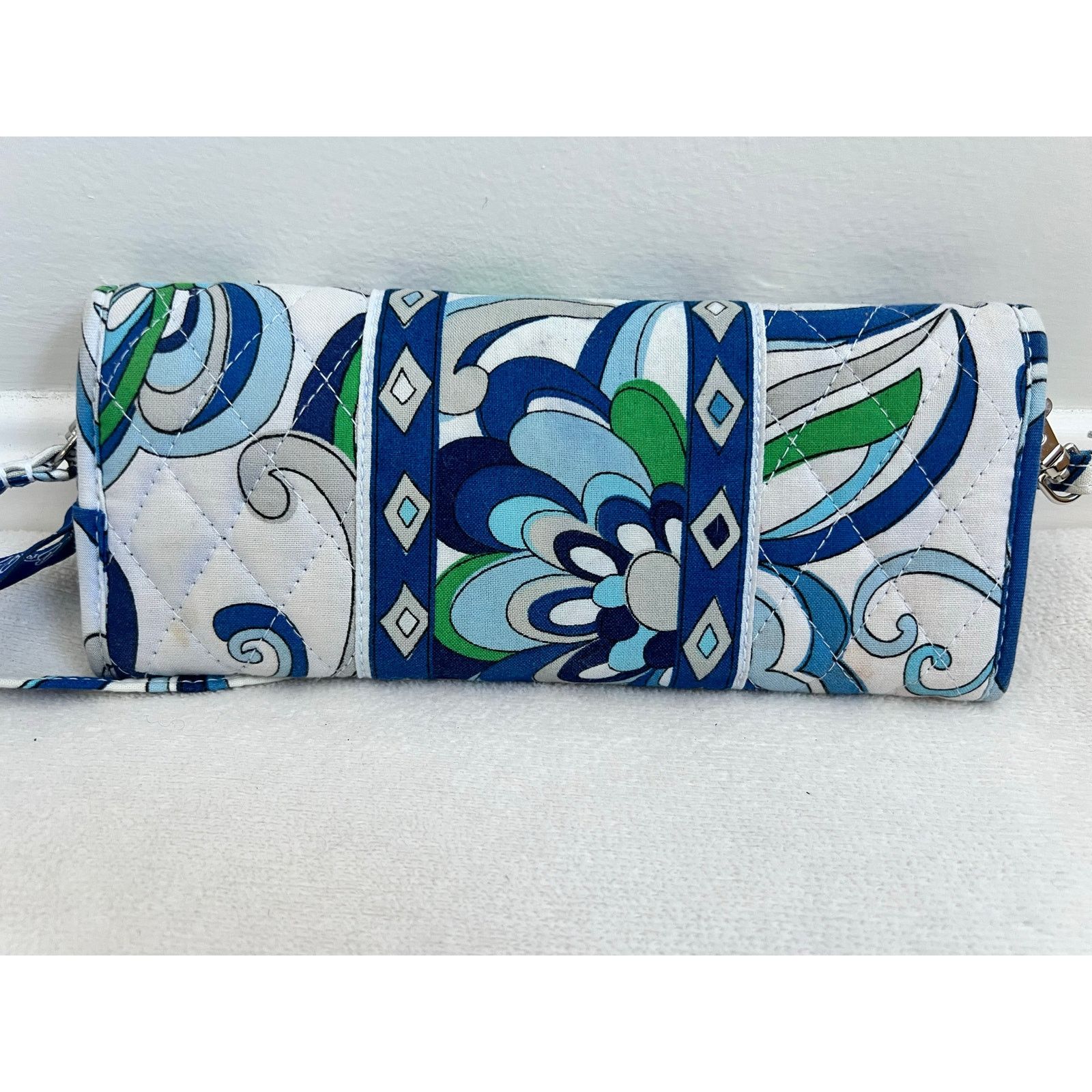 Vera Bradley Vera Bradley Mediterranean White Crossbody Purse/Wallet Size ONE SIZE - 8 Thumbnail