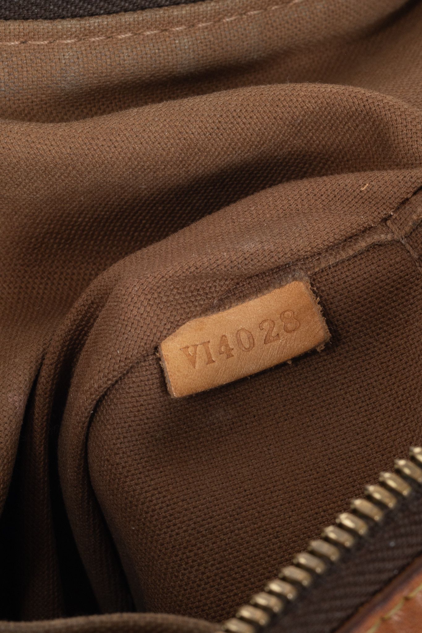 Louis Vuitton Louis Vuitton Palermo PM Monogram Canvas Tote Size ONE SIZE - 13 Thumbnail