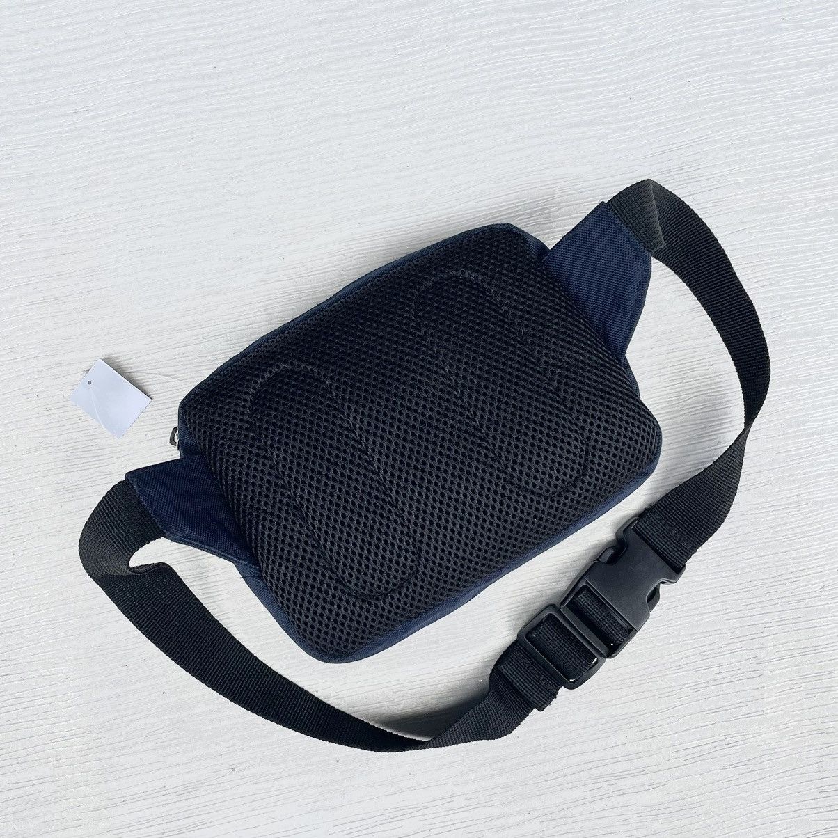 Tommy Hilfiger × Vintage Tommy Hilfiger Small Logo Blue Crossbody Size ONE SIZE - 5 Thumbnail