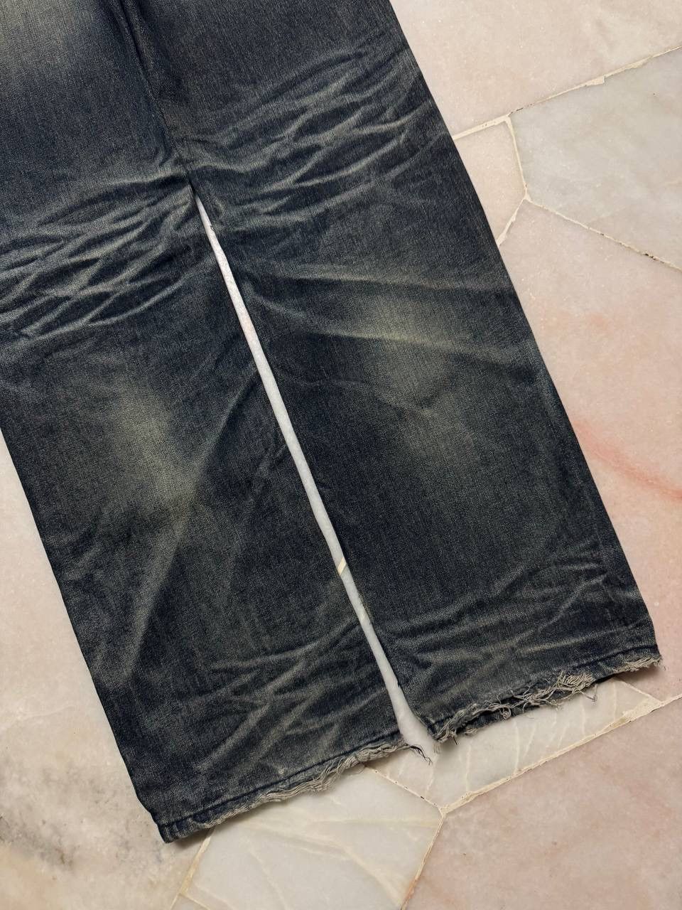 Tornado Mart 💥INSANE💥90s Invisble Japan Dark Clawmark Sick Distressed Size US 32 / EU 48 - 14 Thumbnail